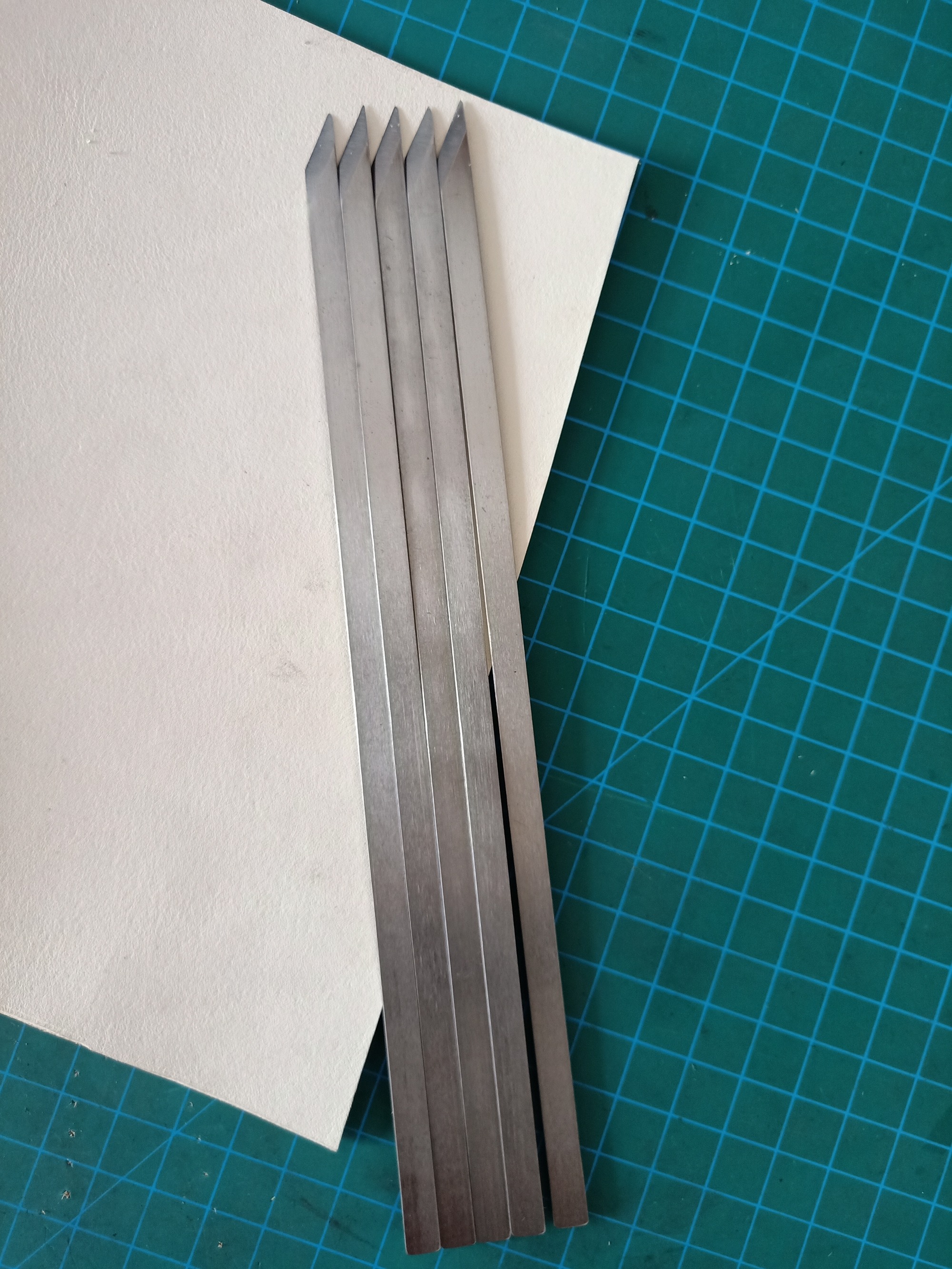 KL Brass Pattern Knife