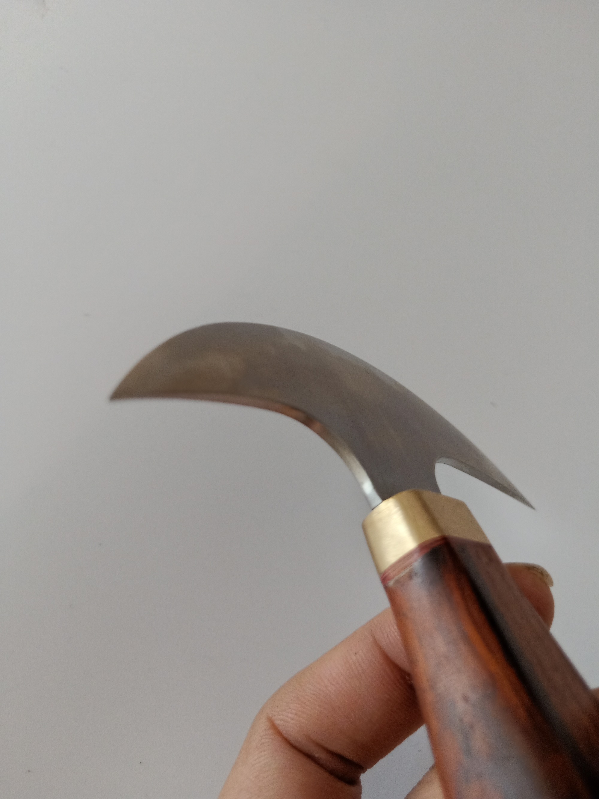 KL Rosewood Round Knife