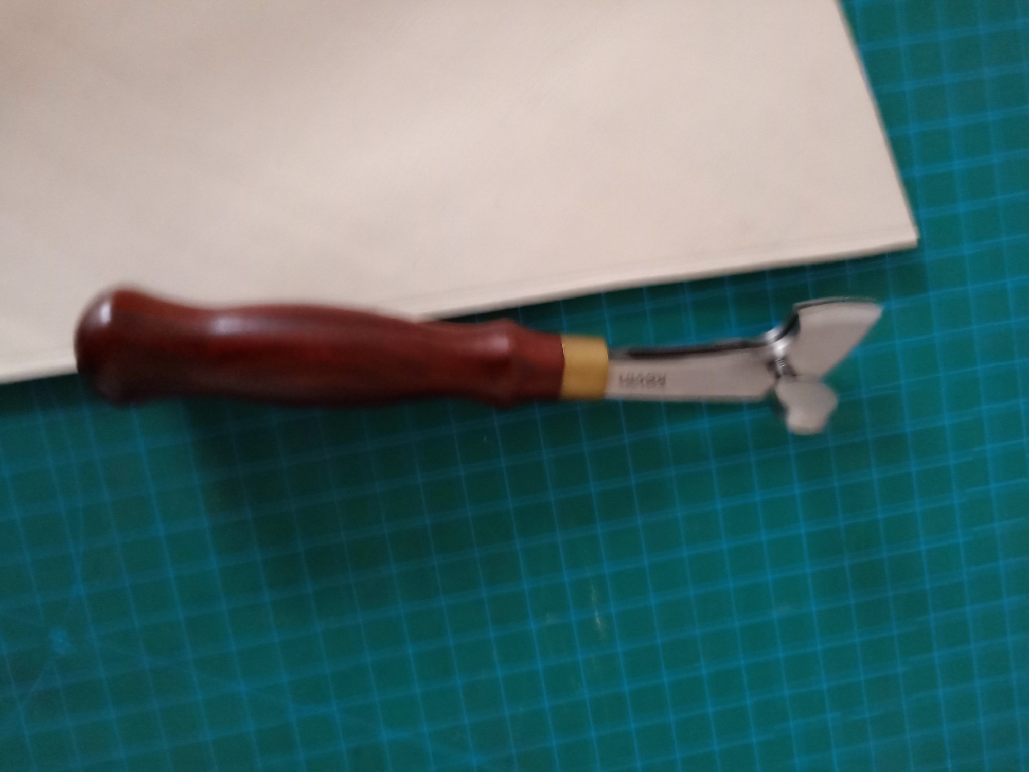KL  adjustable creaser