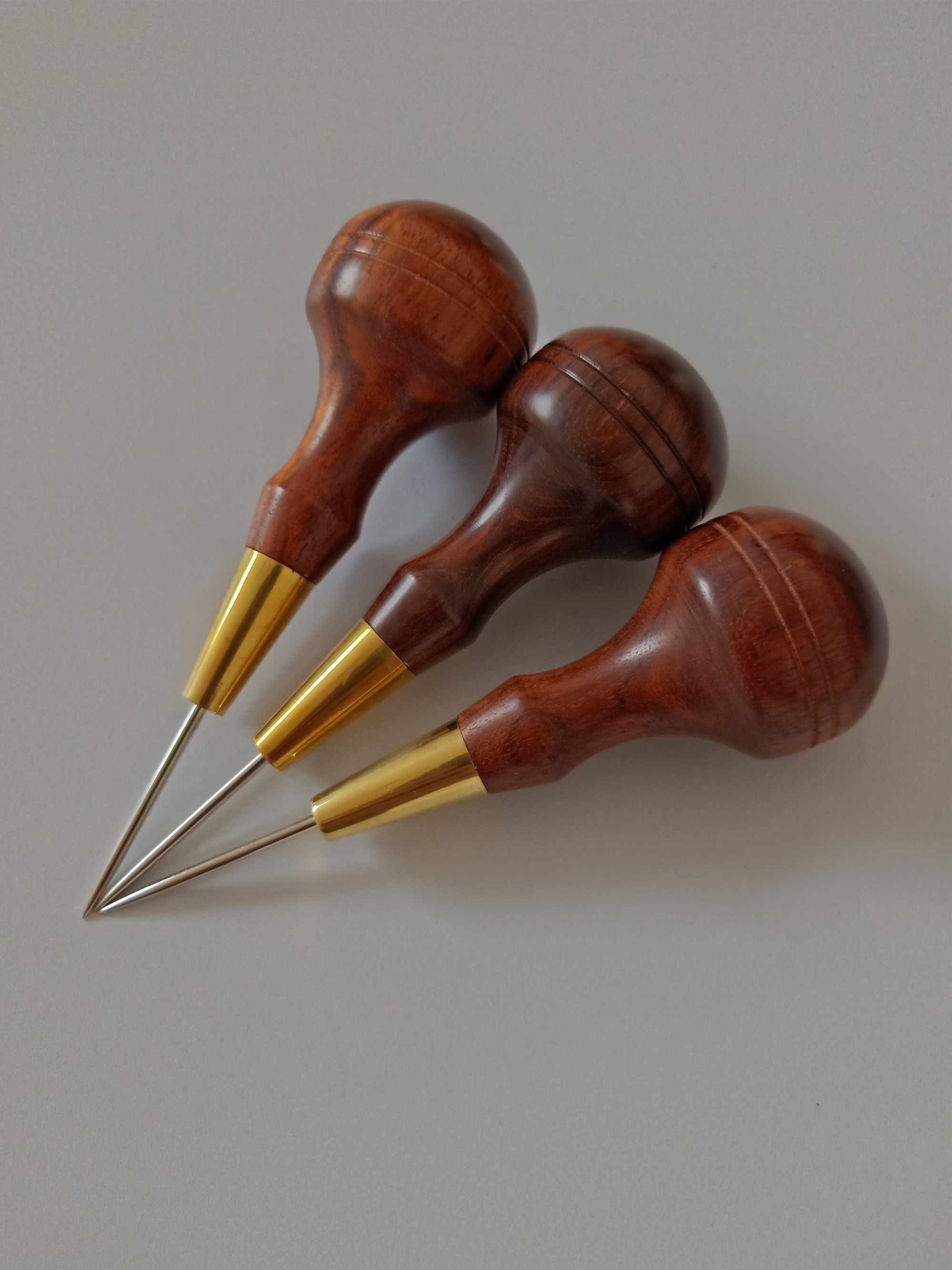 KL Rosewood Round Scratch Awl