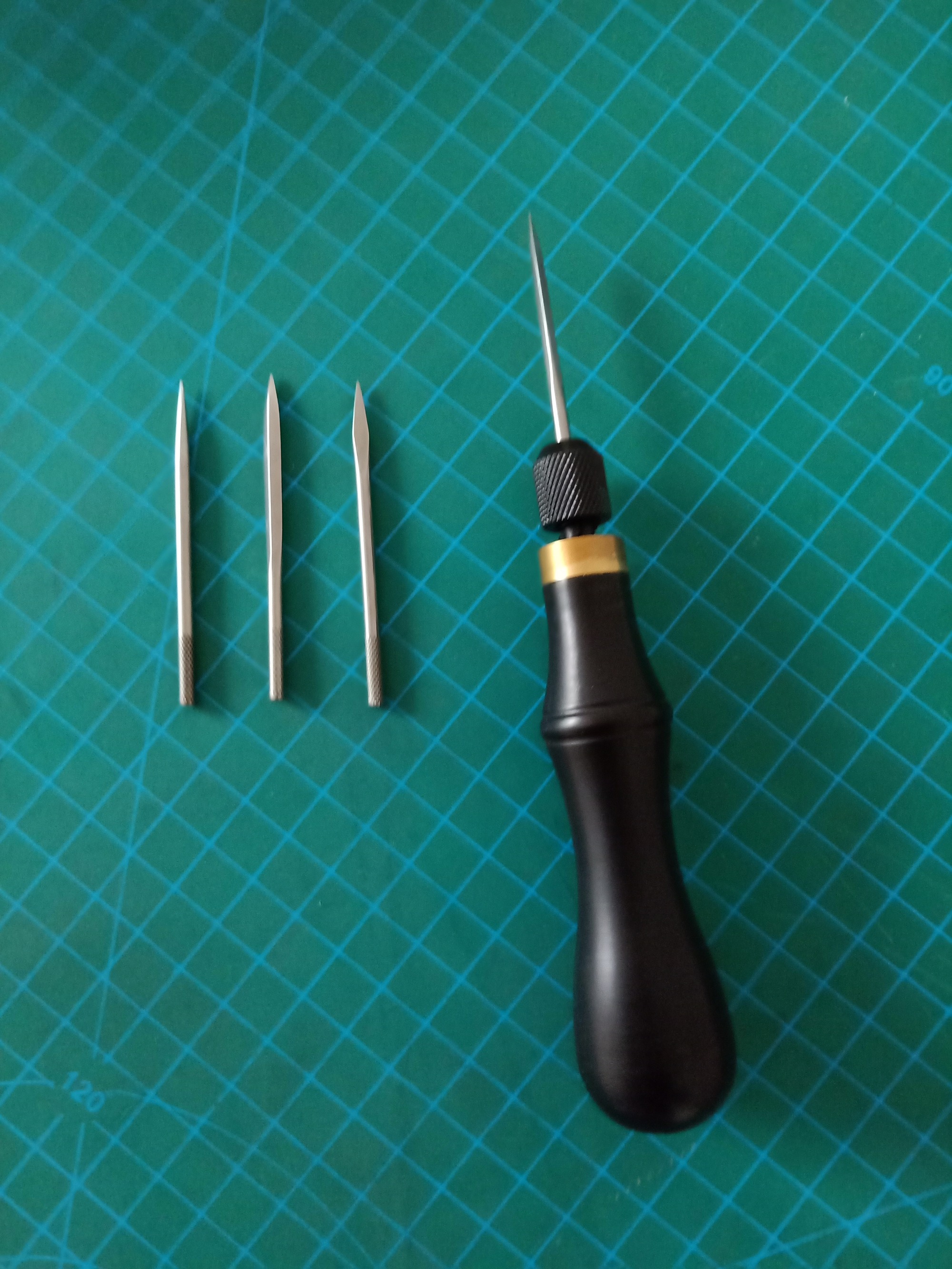 Ebony replace awl set with 4 pcs blade