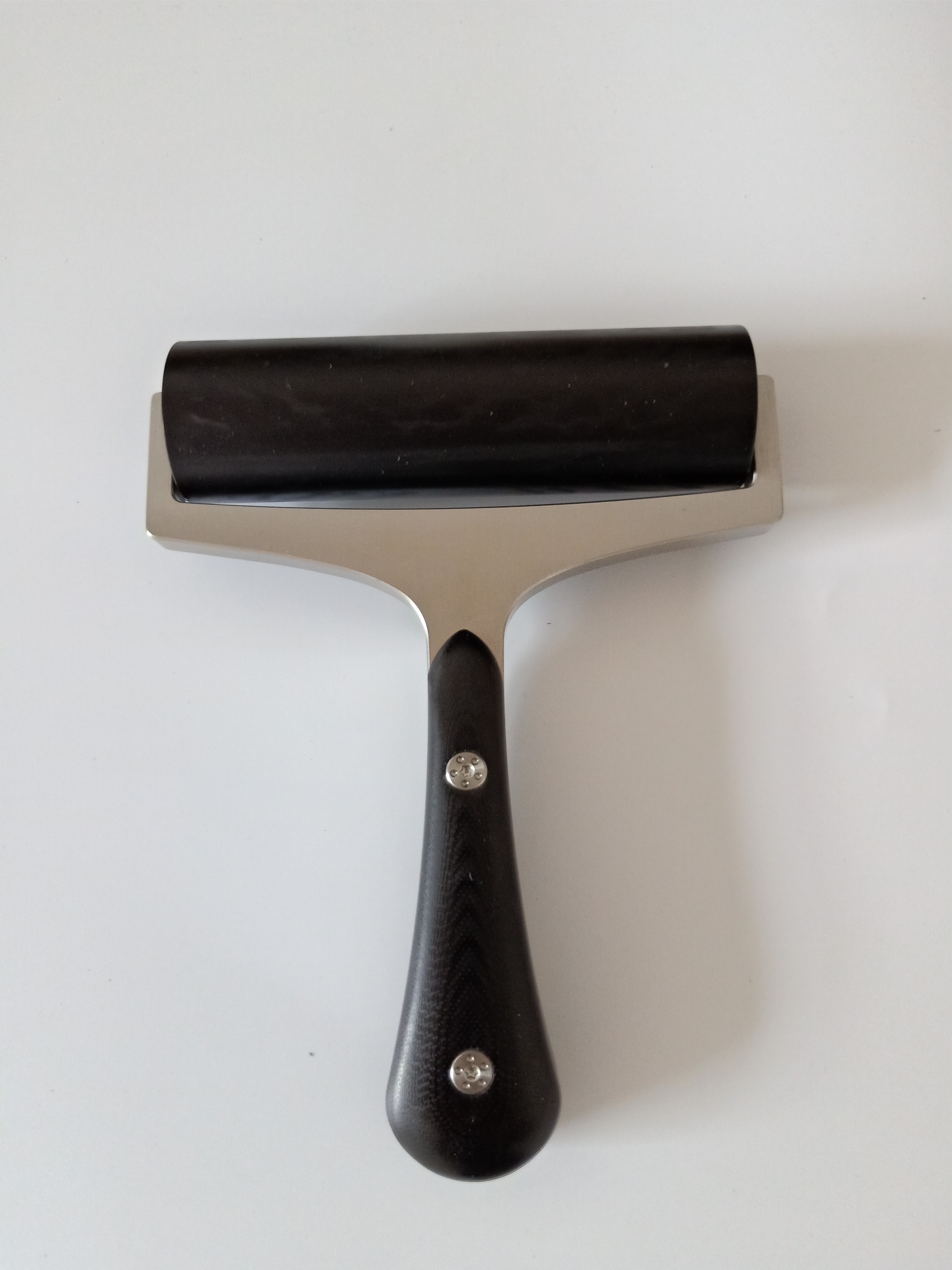 Solid stainless steel Leather guled roller