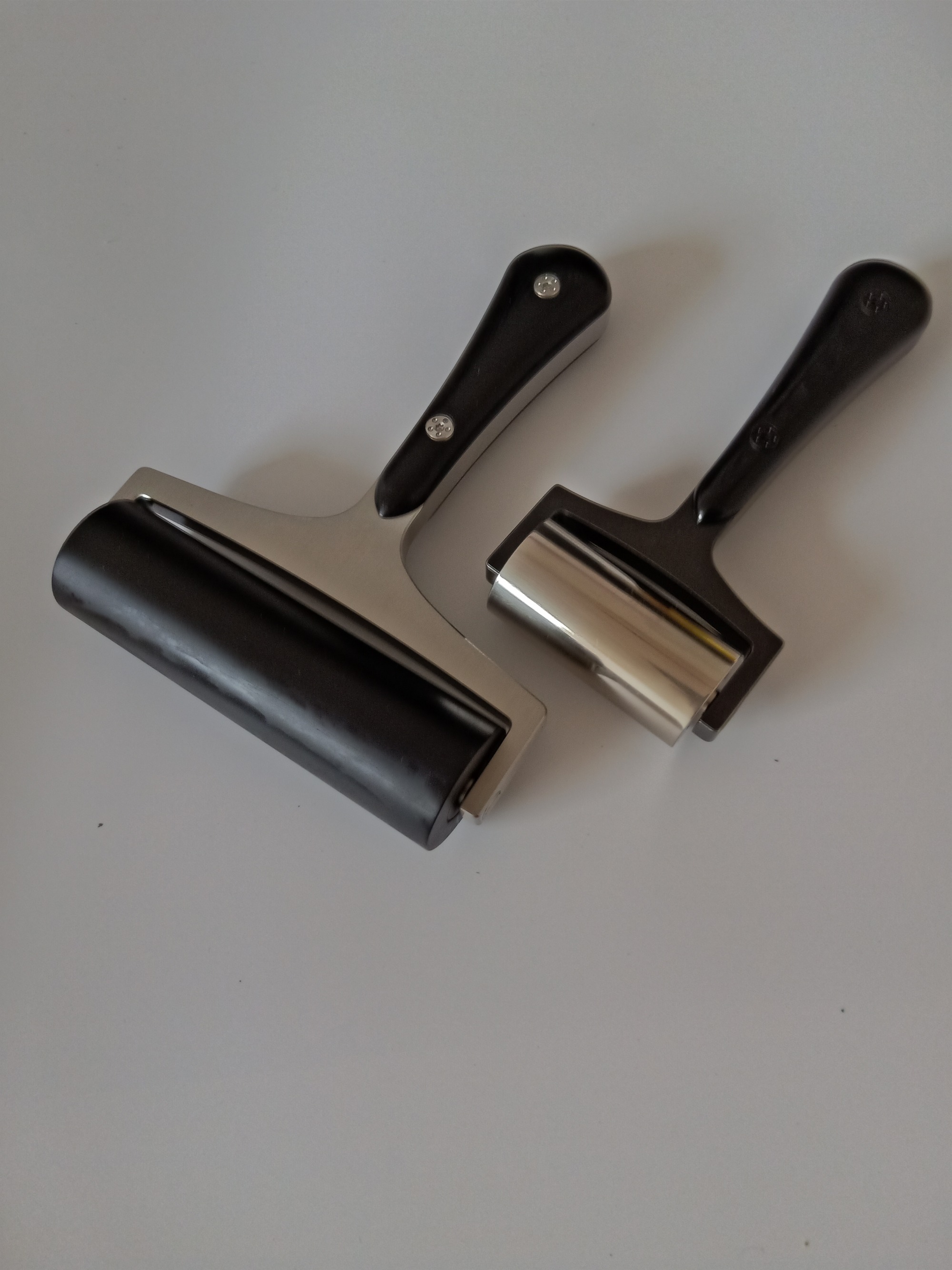 Solid stainless steel Leather guled roller