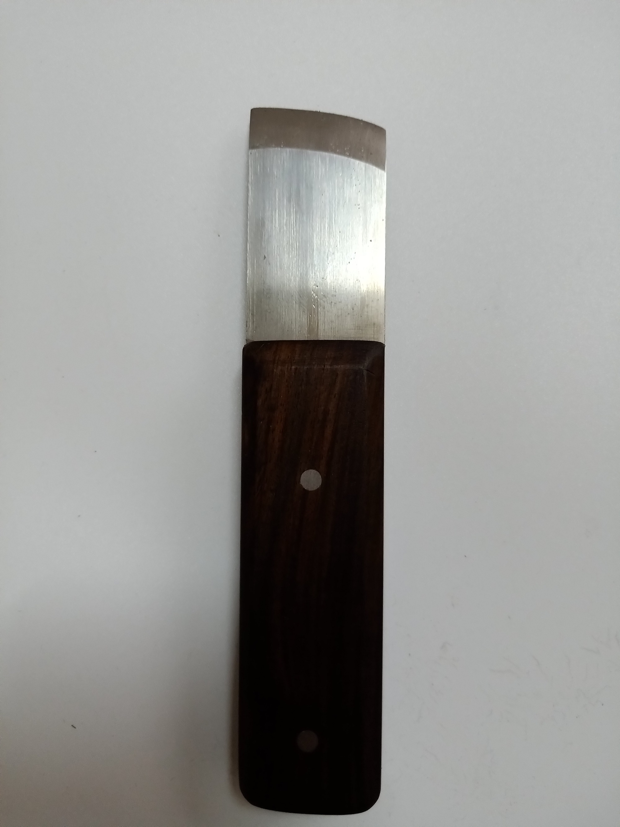 KL custom made full-tang Japanese style skiving knife