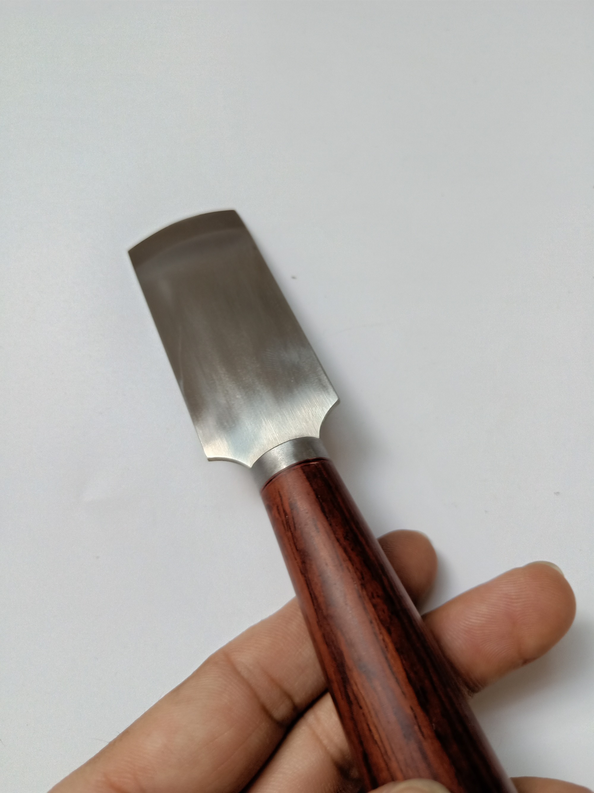 KL Round Edge Skiving Knife