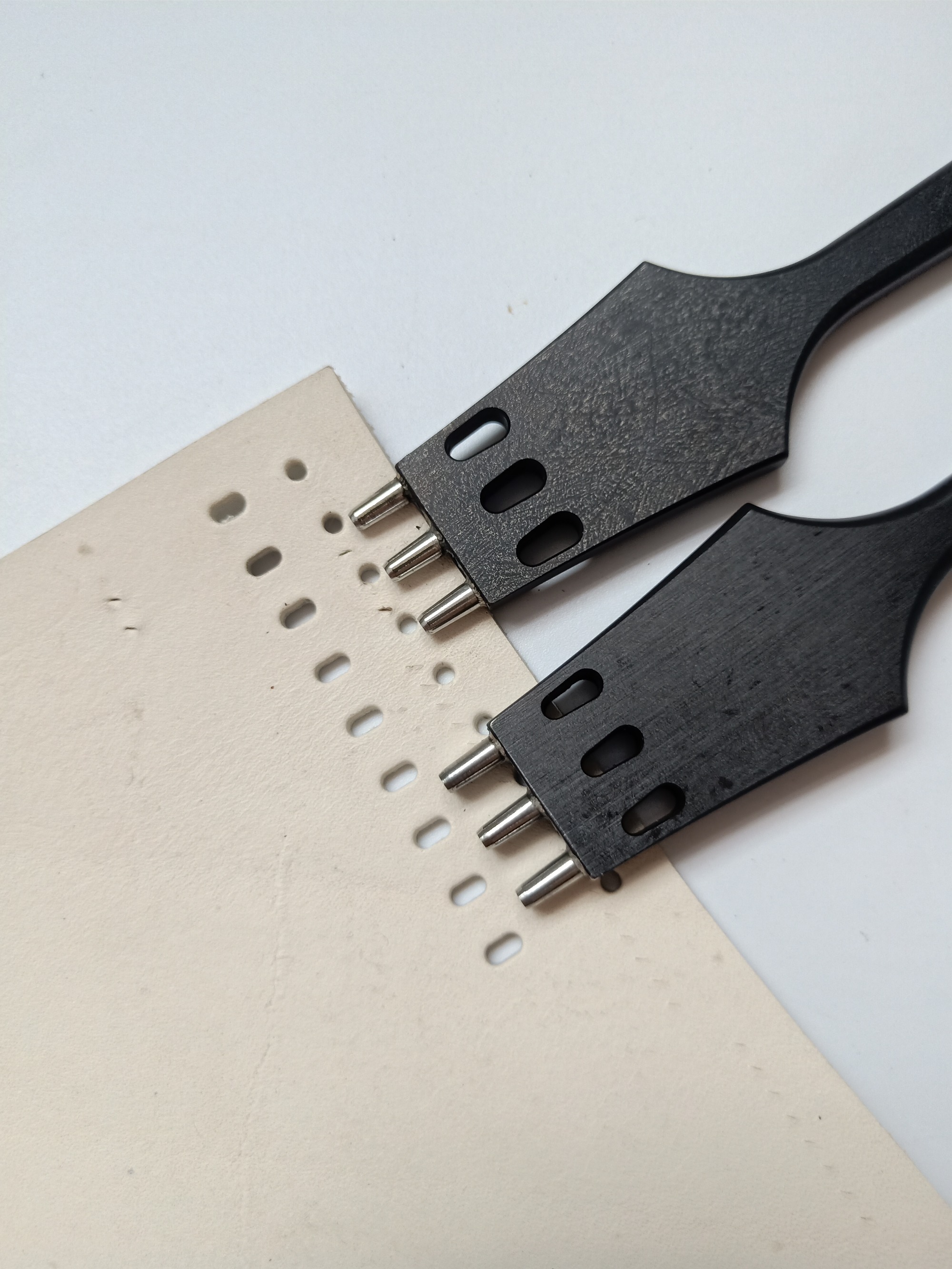 3 holes Watch strap punch