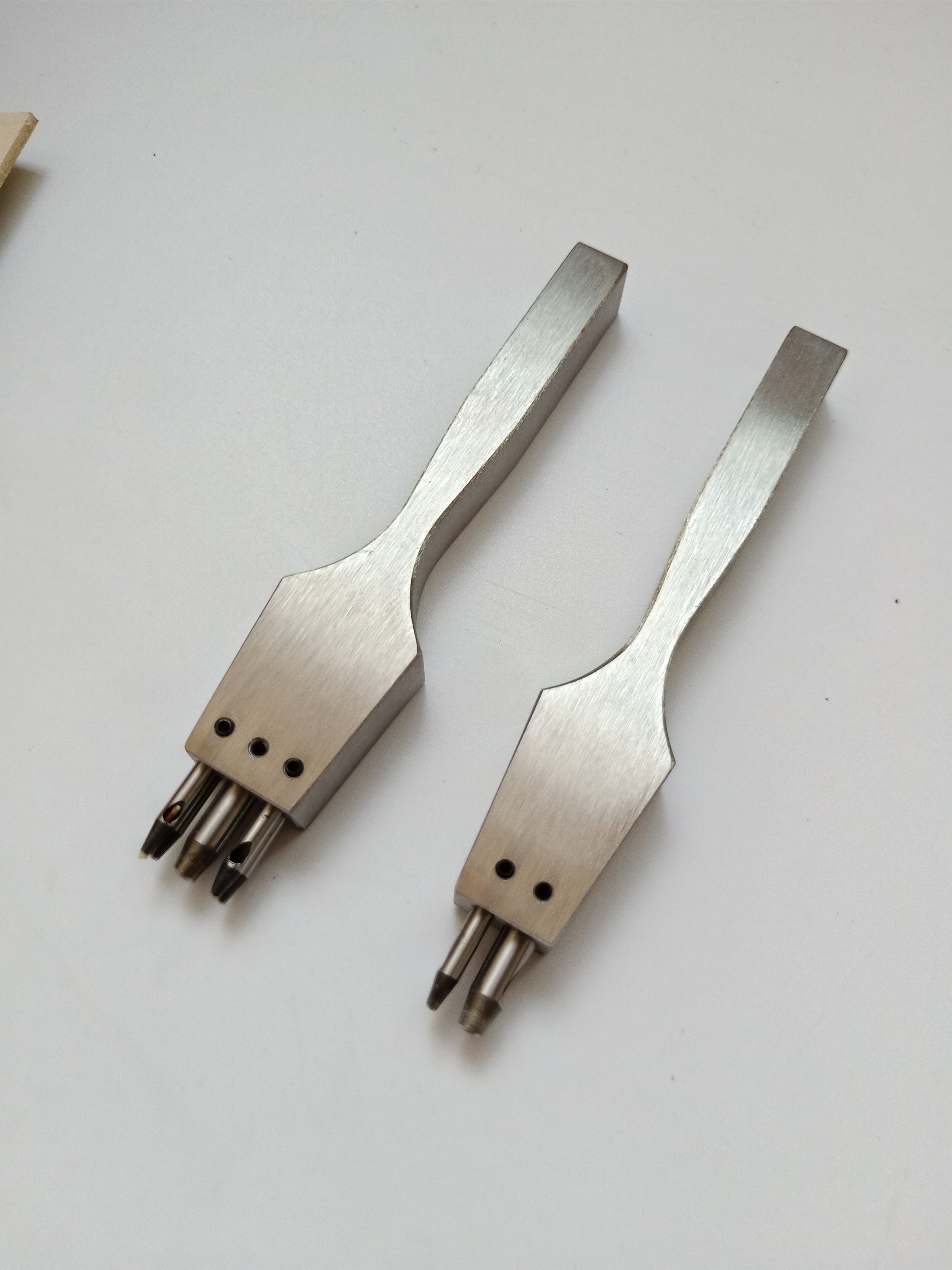 Leather tools Brogue punch