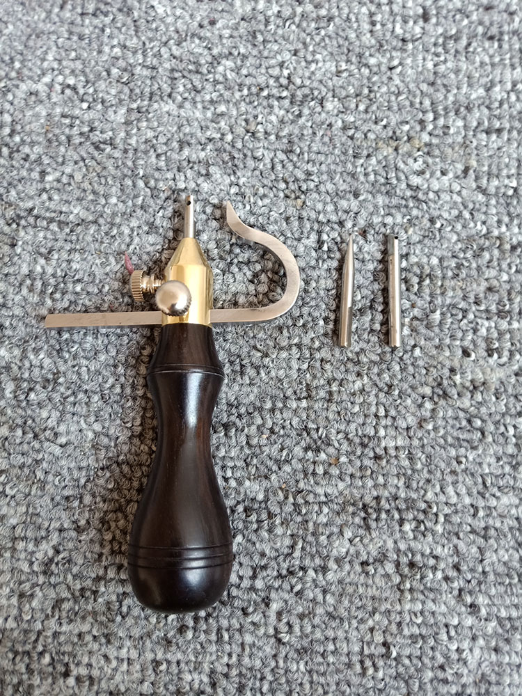 KL wooden handle stitching groover