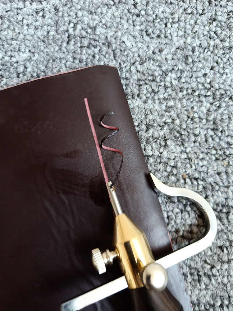 KL wooden handle stitching groover