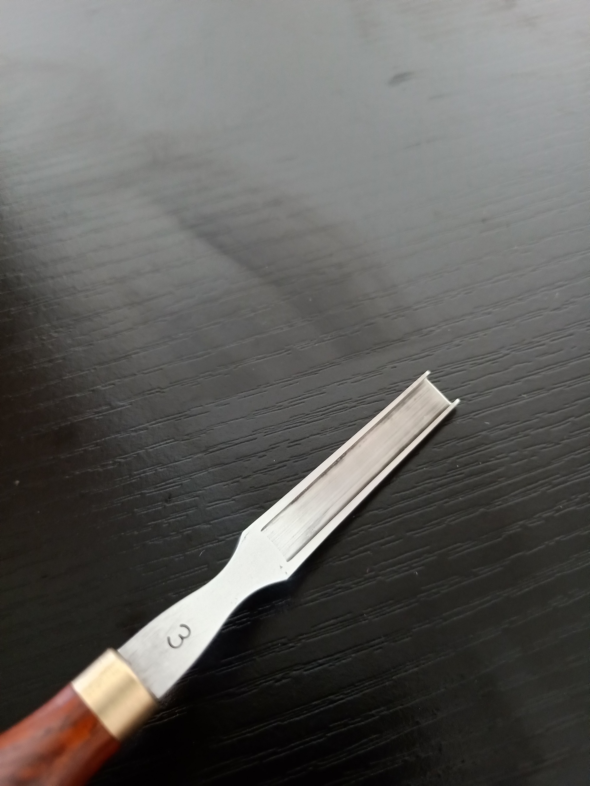 New style America style skiving edger