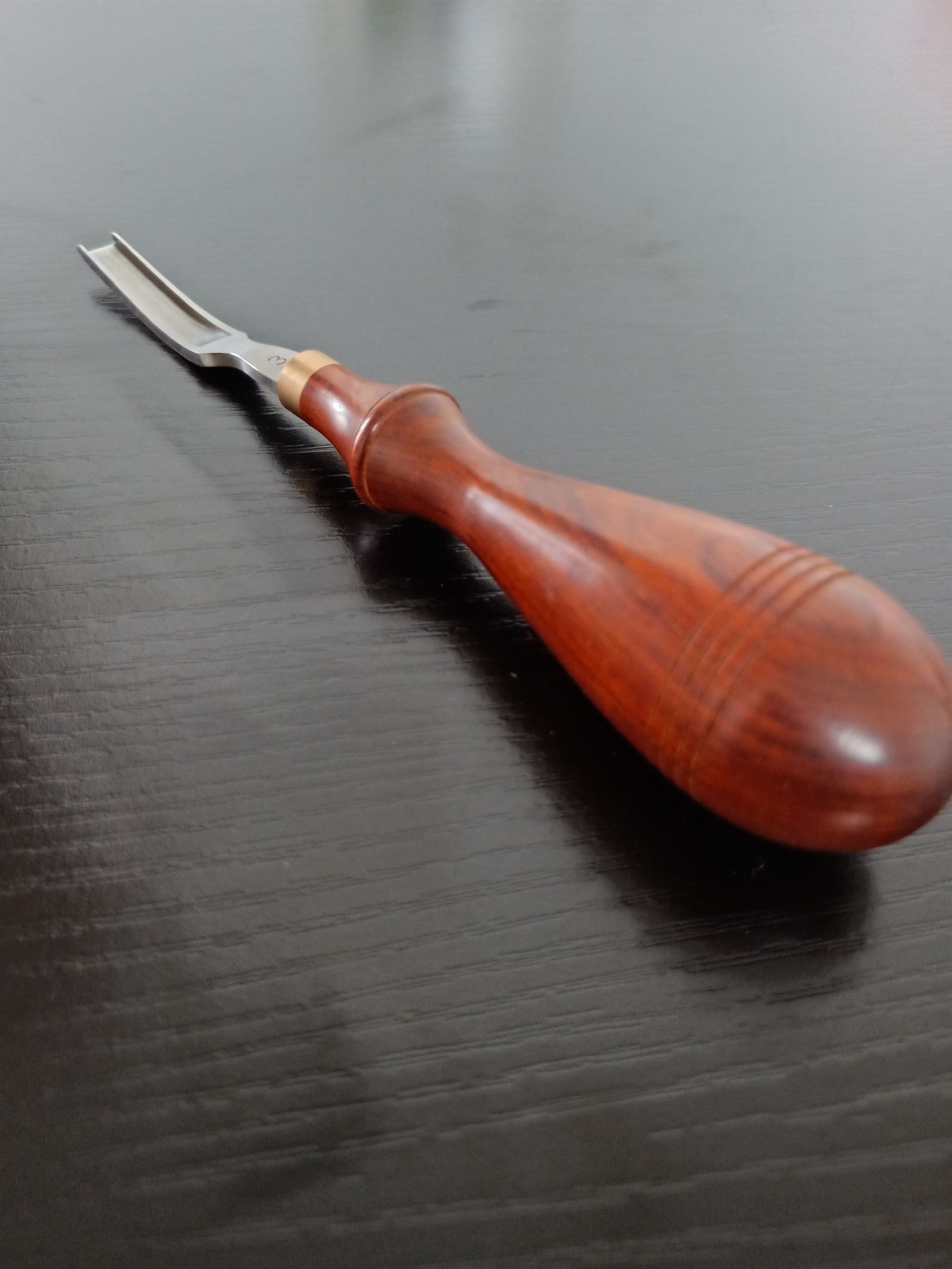 New style America style skiving edger