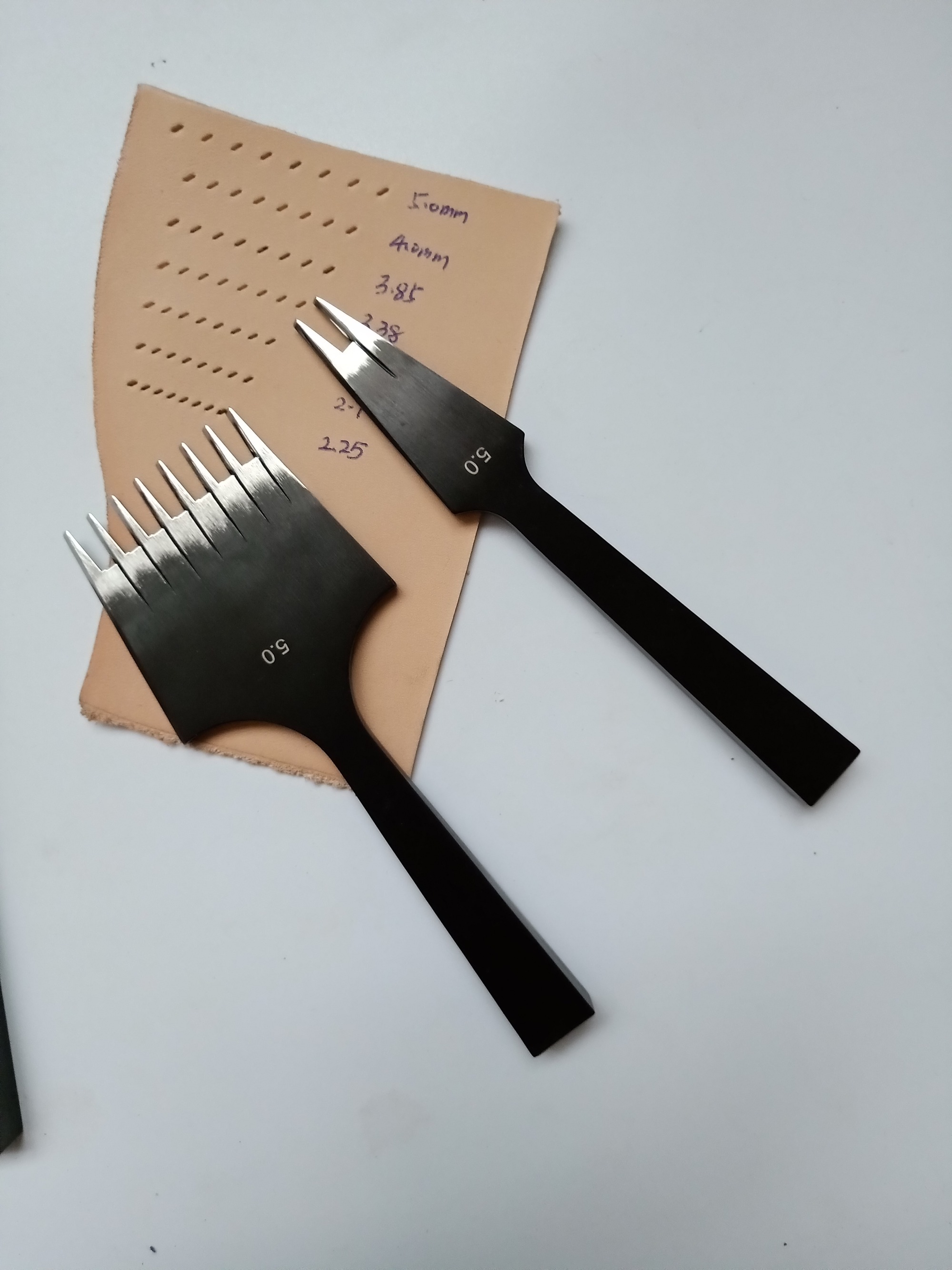 KL Black Pricking Iron (French Style)
