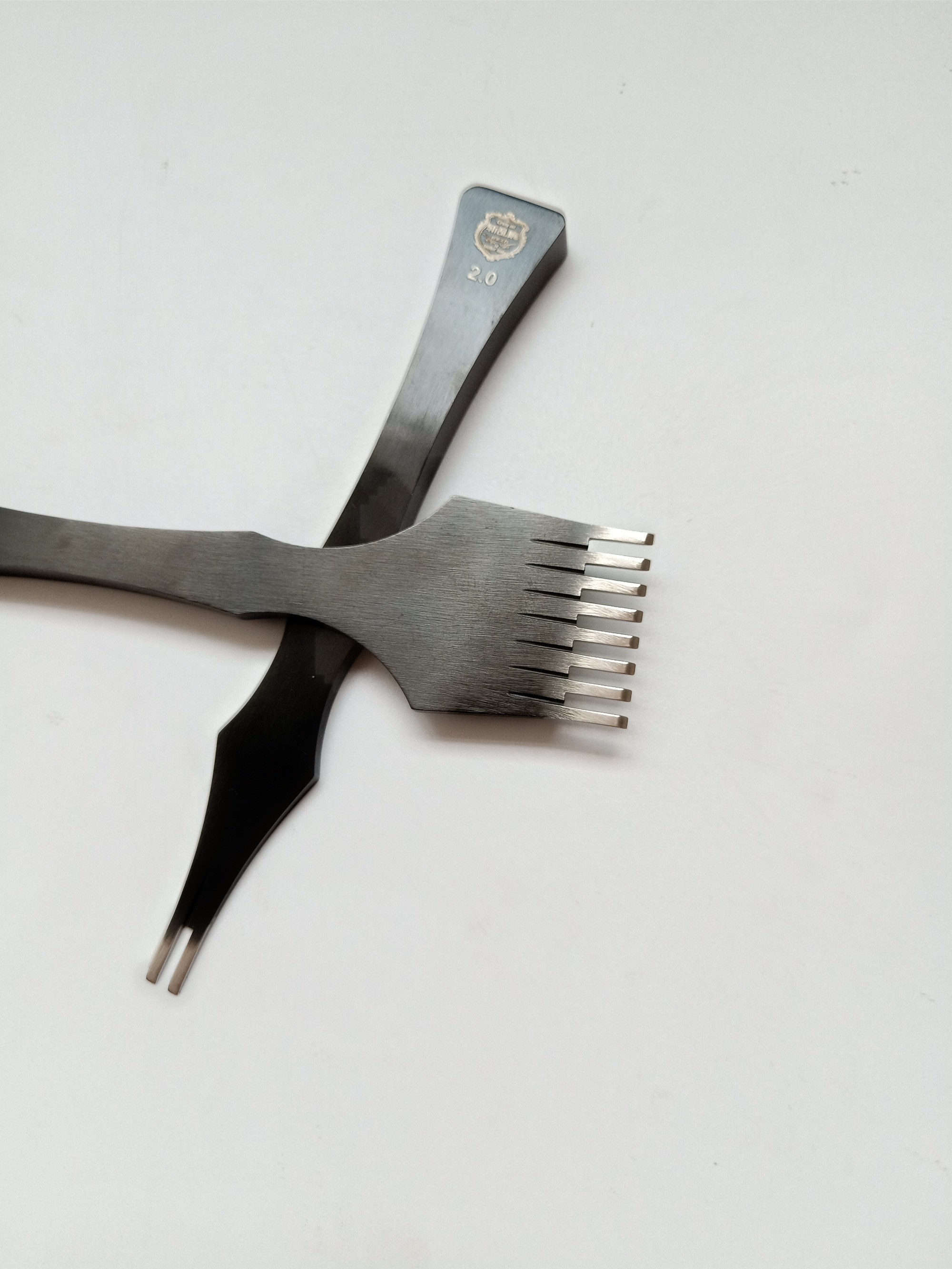 KL Black Stitching Chisel (Flat Style)