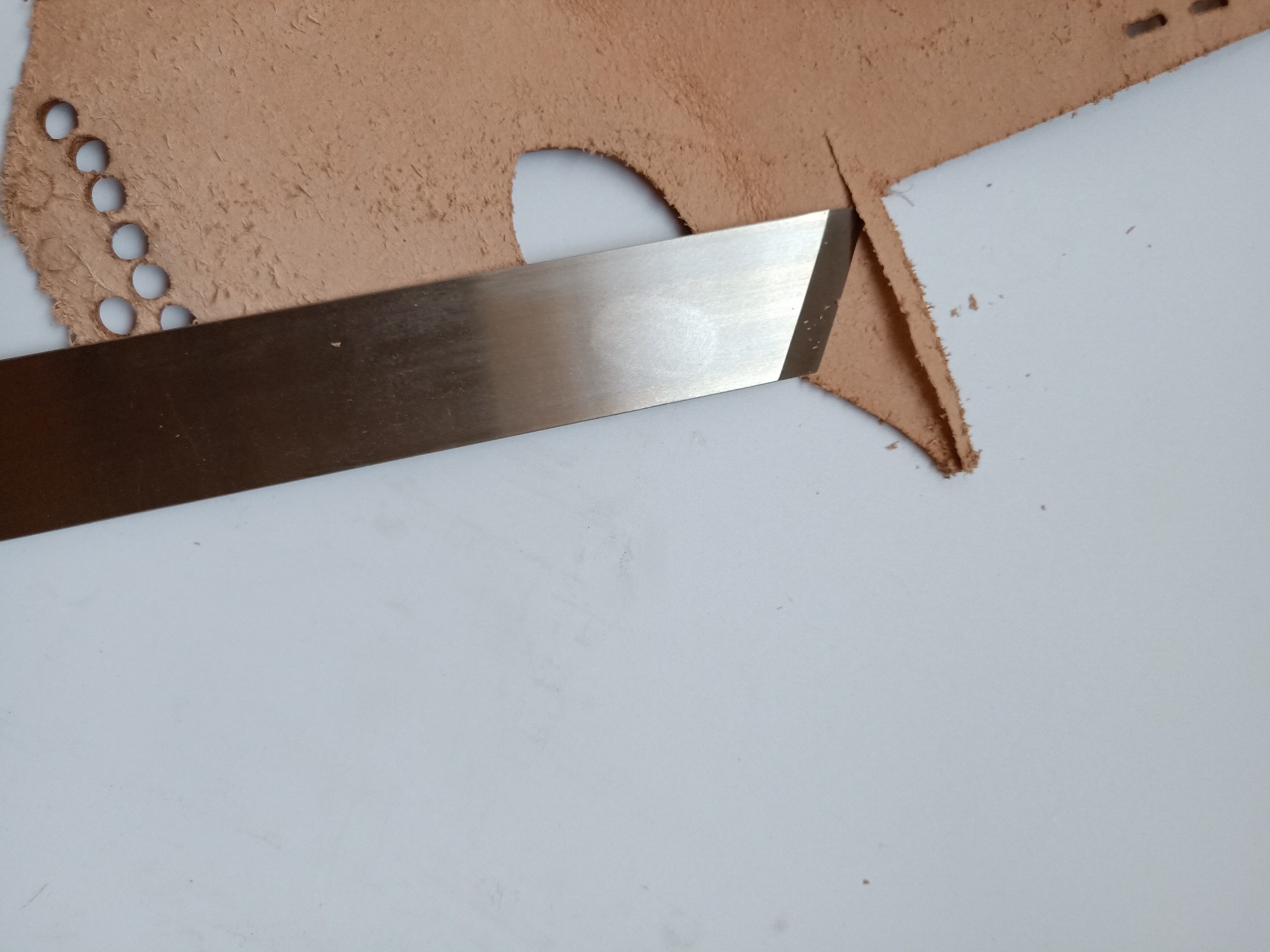 KL D2 Steel Skiving Knife