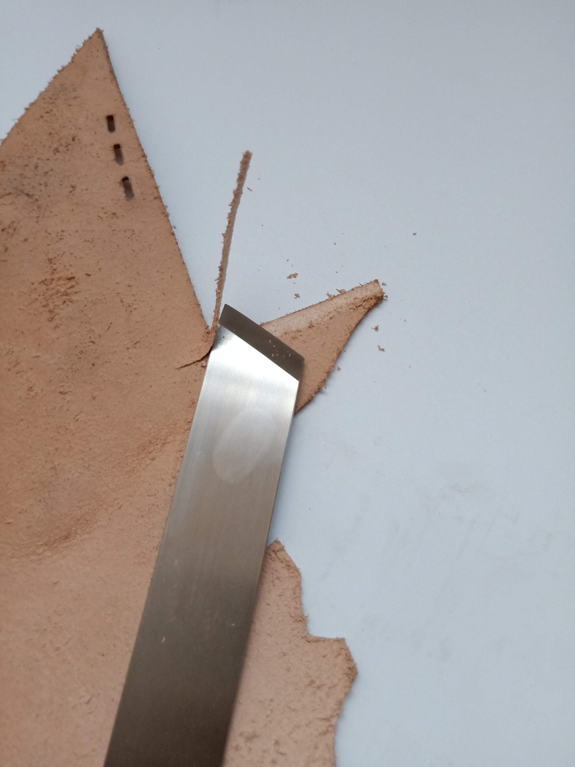 KL D2 Steel Skiving Knife