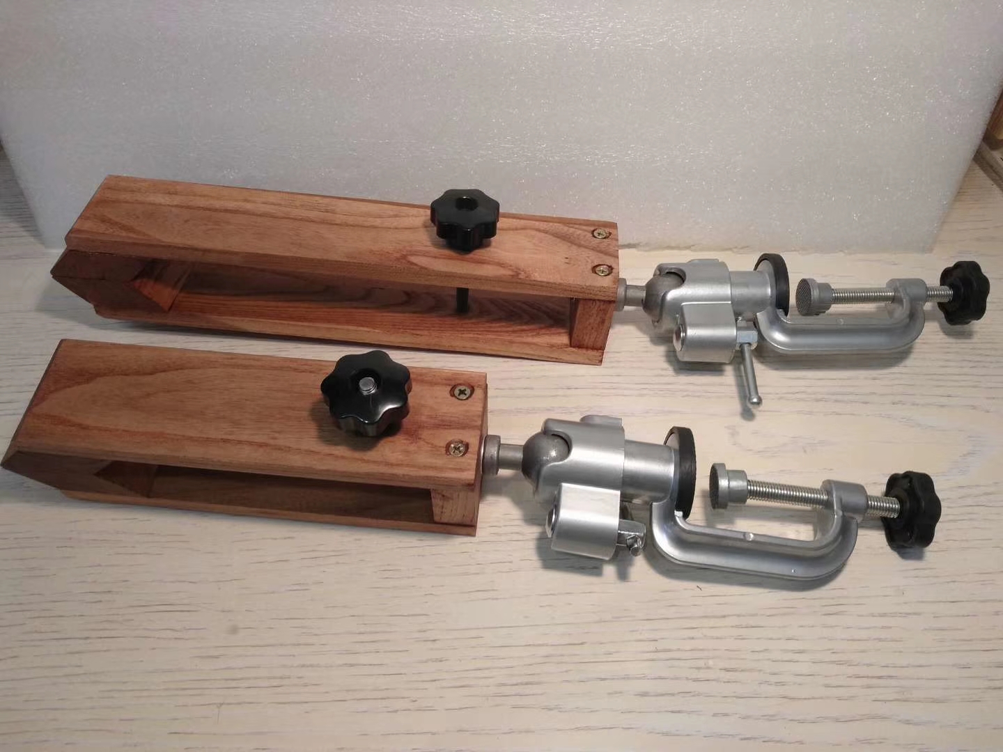 Universal leather stitching clamp