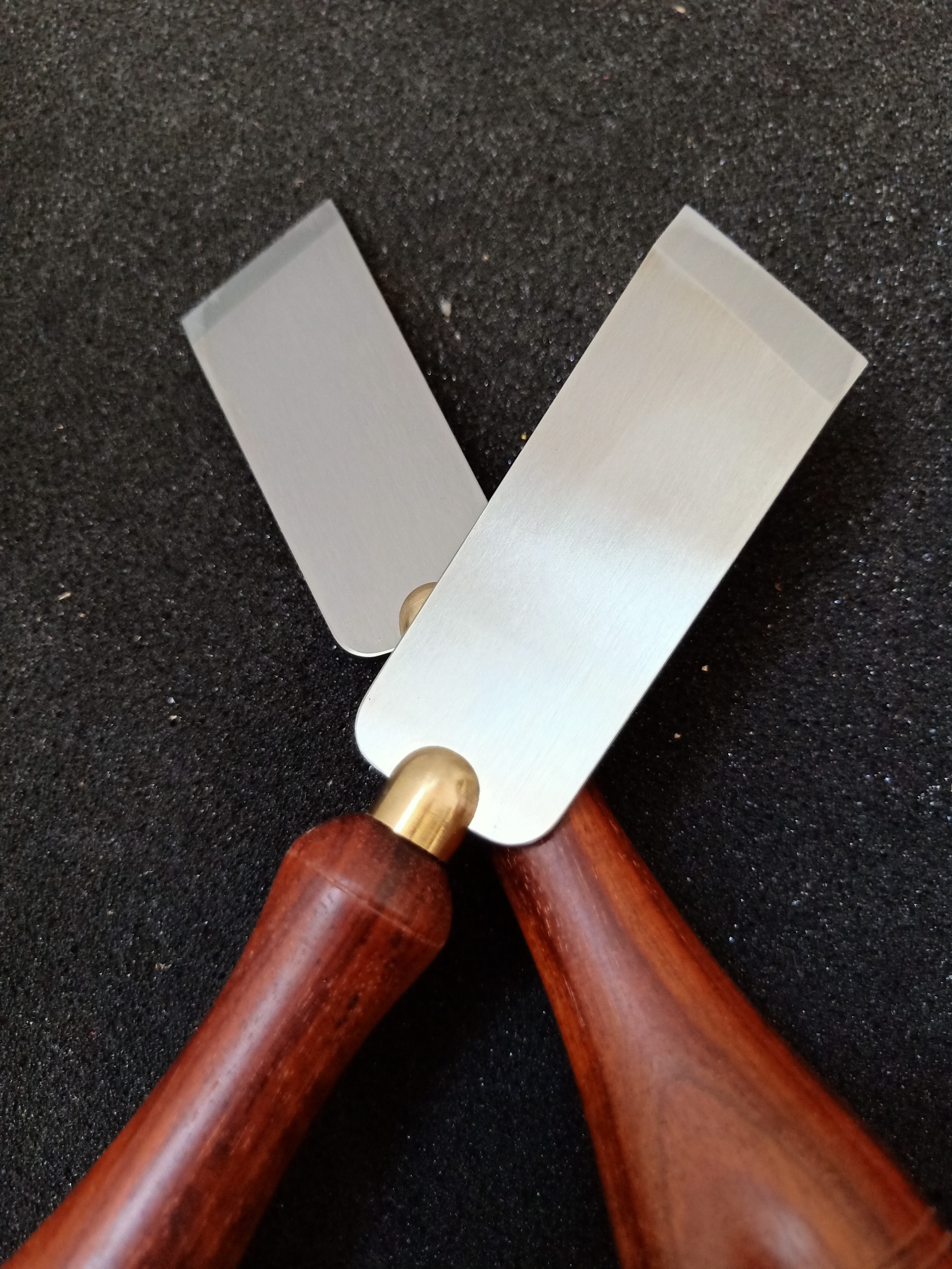 KL Rosewood Skiving Knife