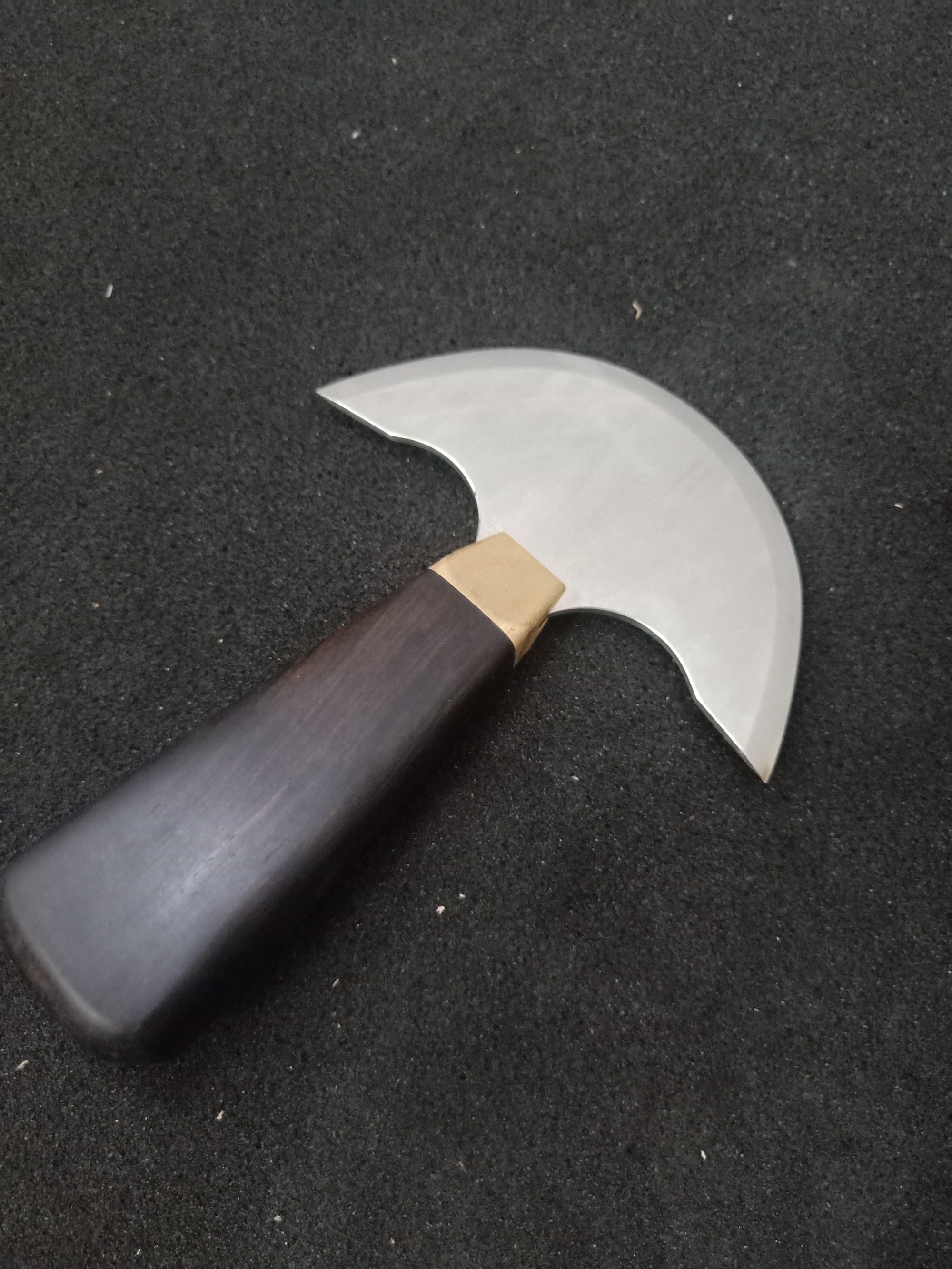 Leather Round Knife