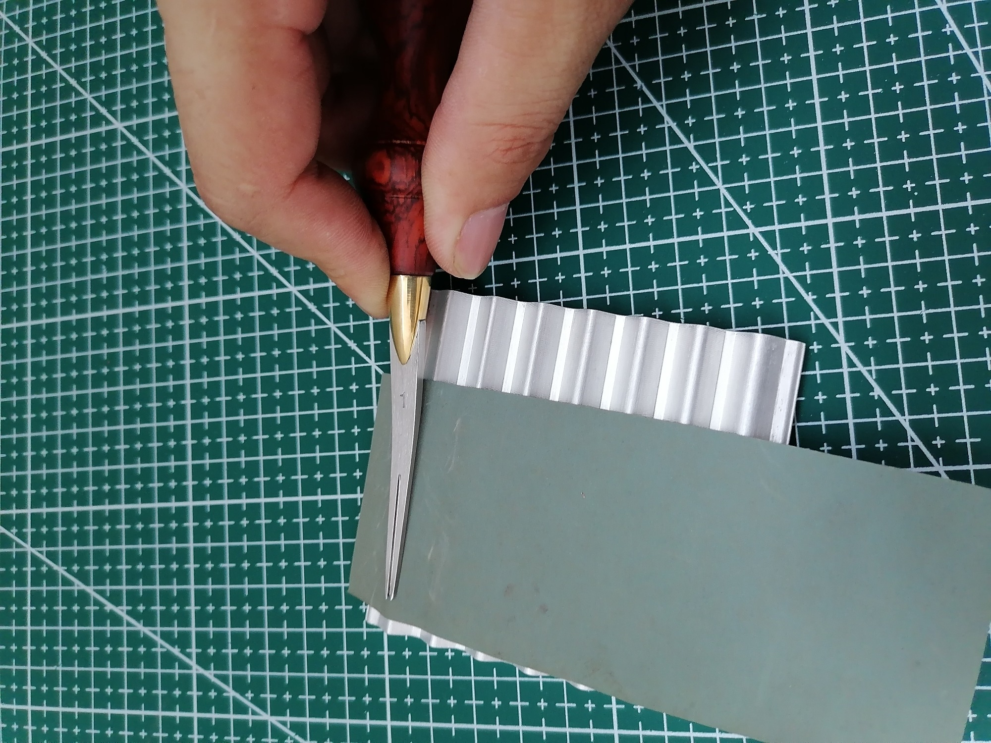 Edge Beveler Sharpening Tool