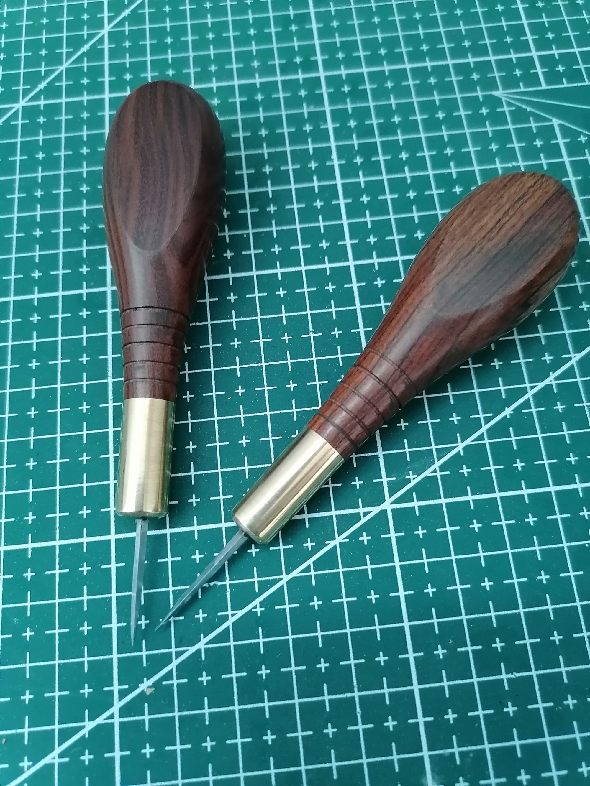 (Custom) Triangle Awl