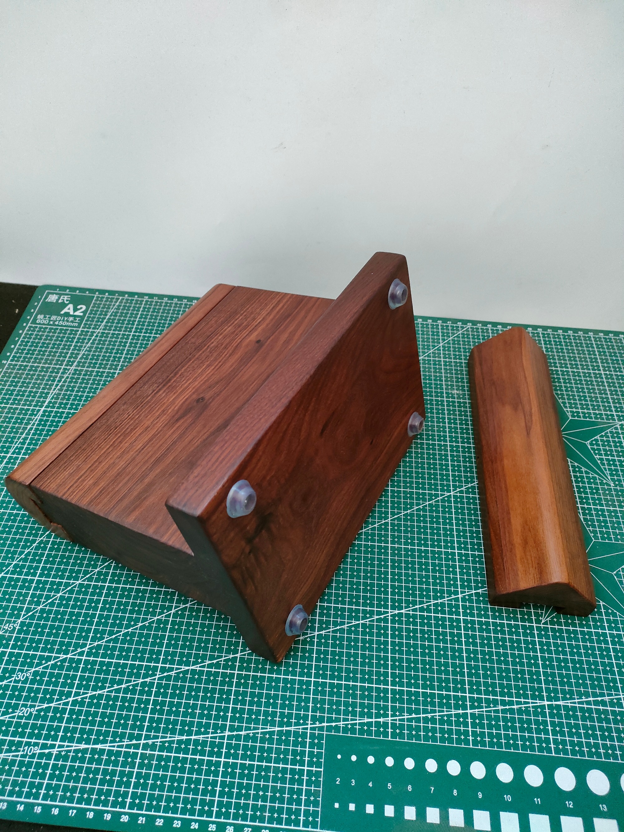 Custom made Stitiching bag cover tool