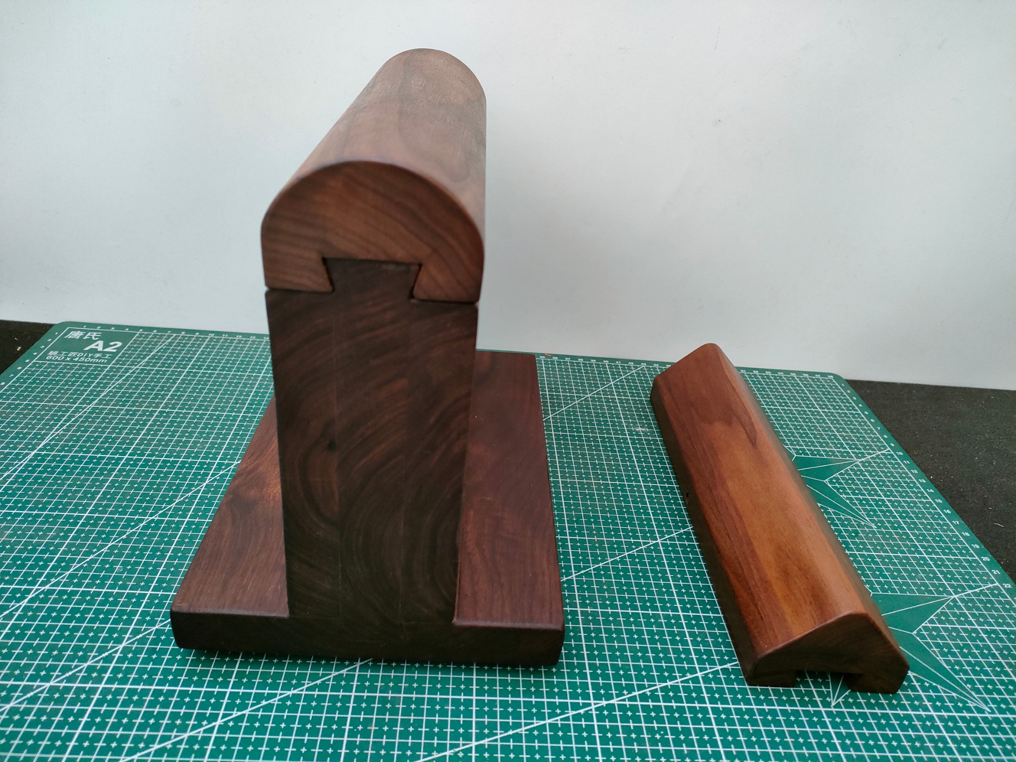 Custom made Stitiching bag cover tool