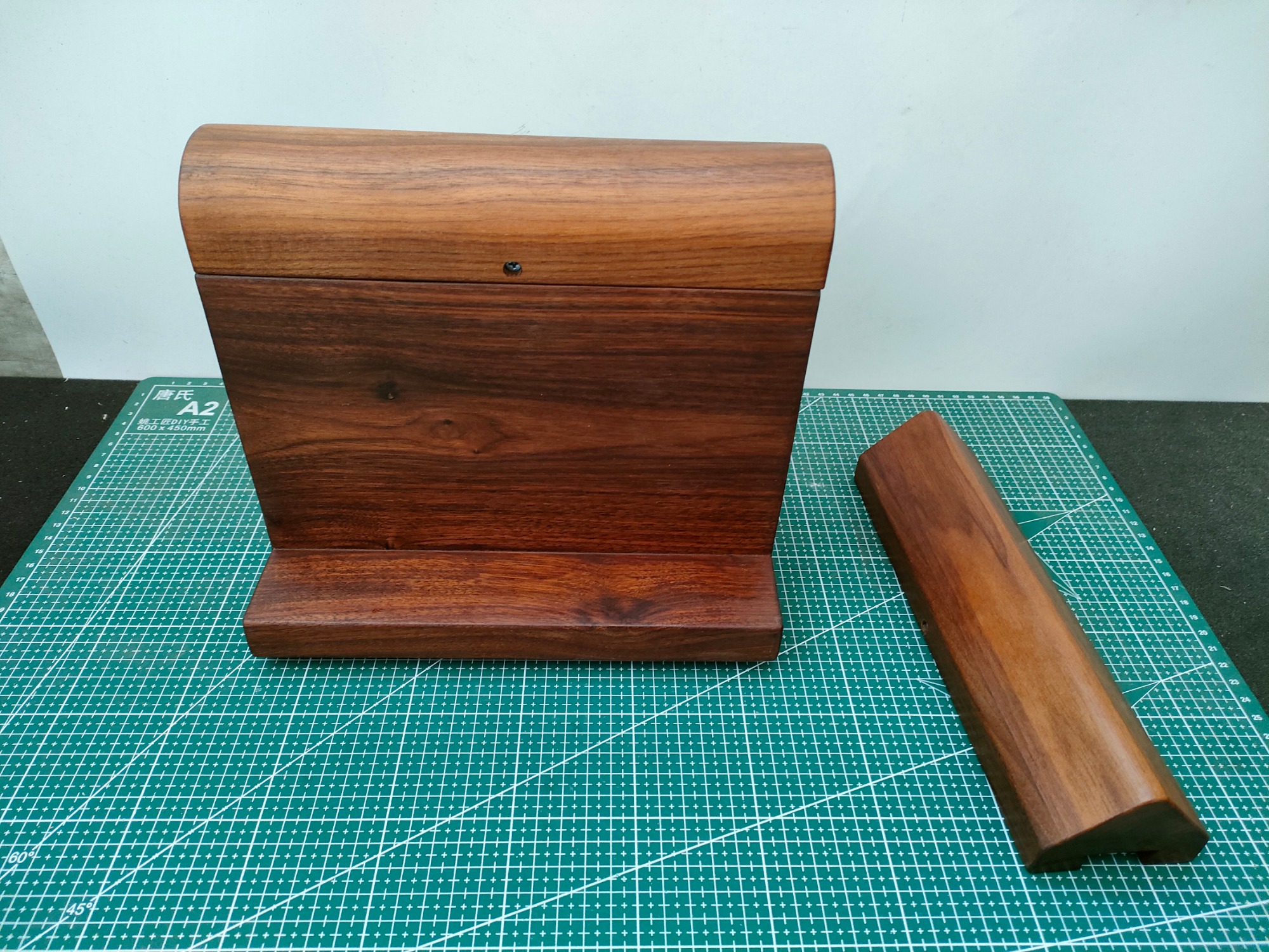 Custom made Stitiching bag cover tool