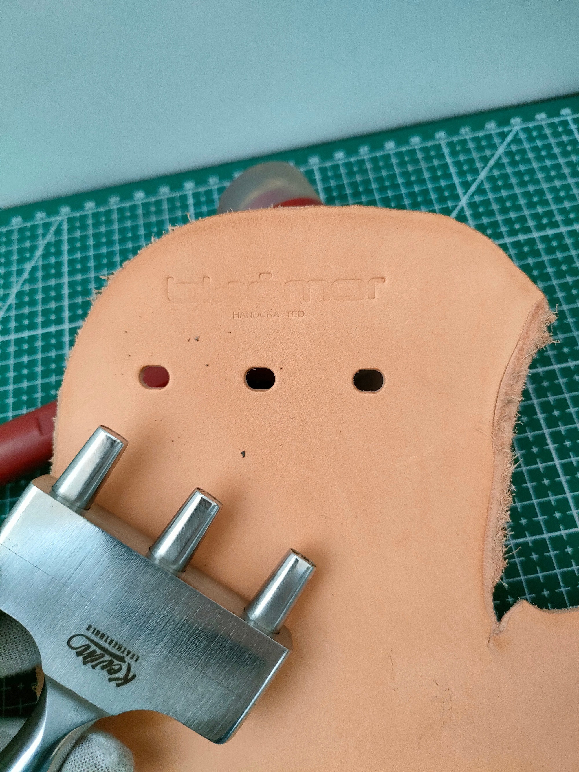 Belt Strap Hole Punch (5 x 7mm)