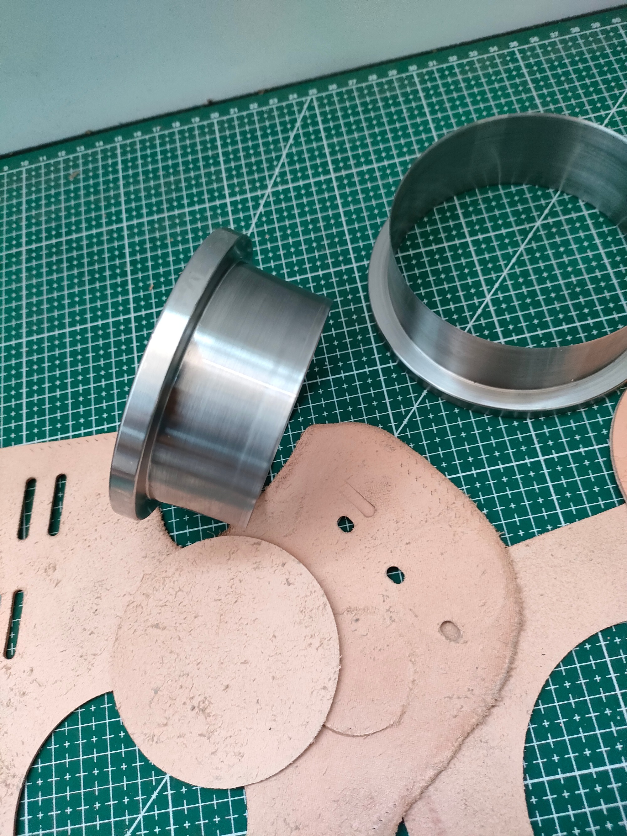 Custom Huge Round Punch (Click punch)