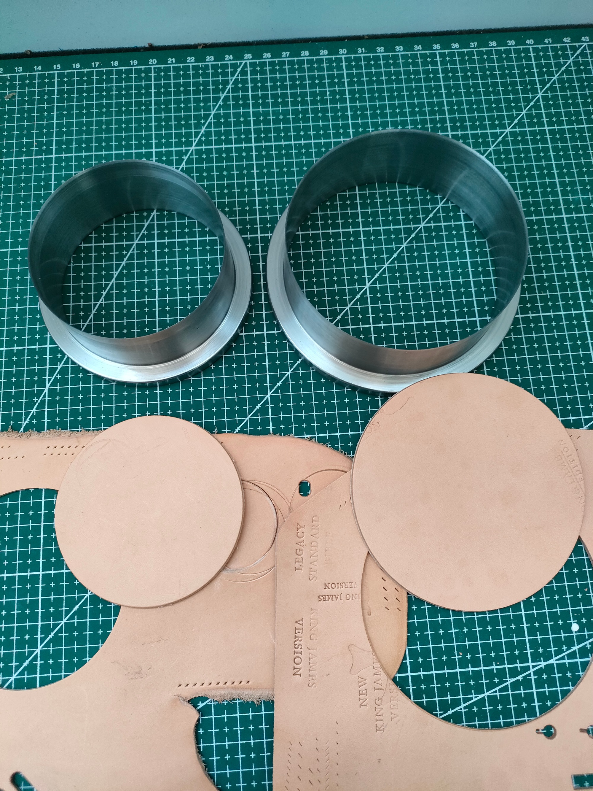Custom Huge Round Punch (Click punch)