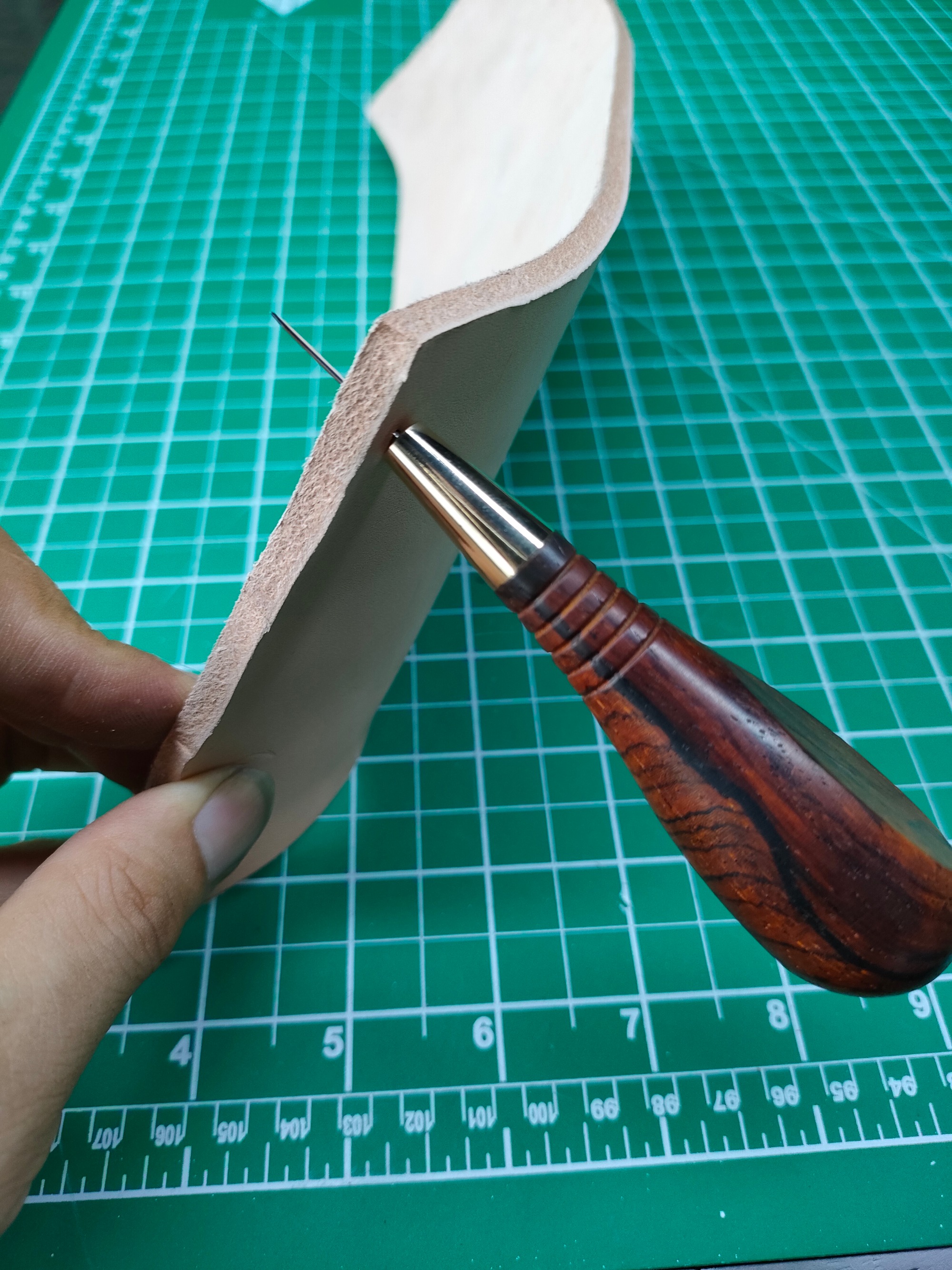 KL Straight Handle Awl