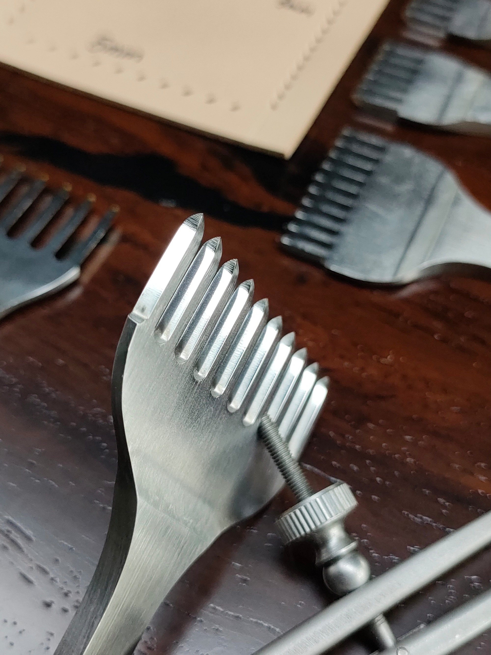 KL Basic Stitching Chisel (Diamond Style)