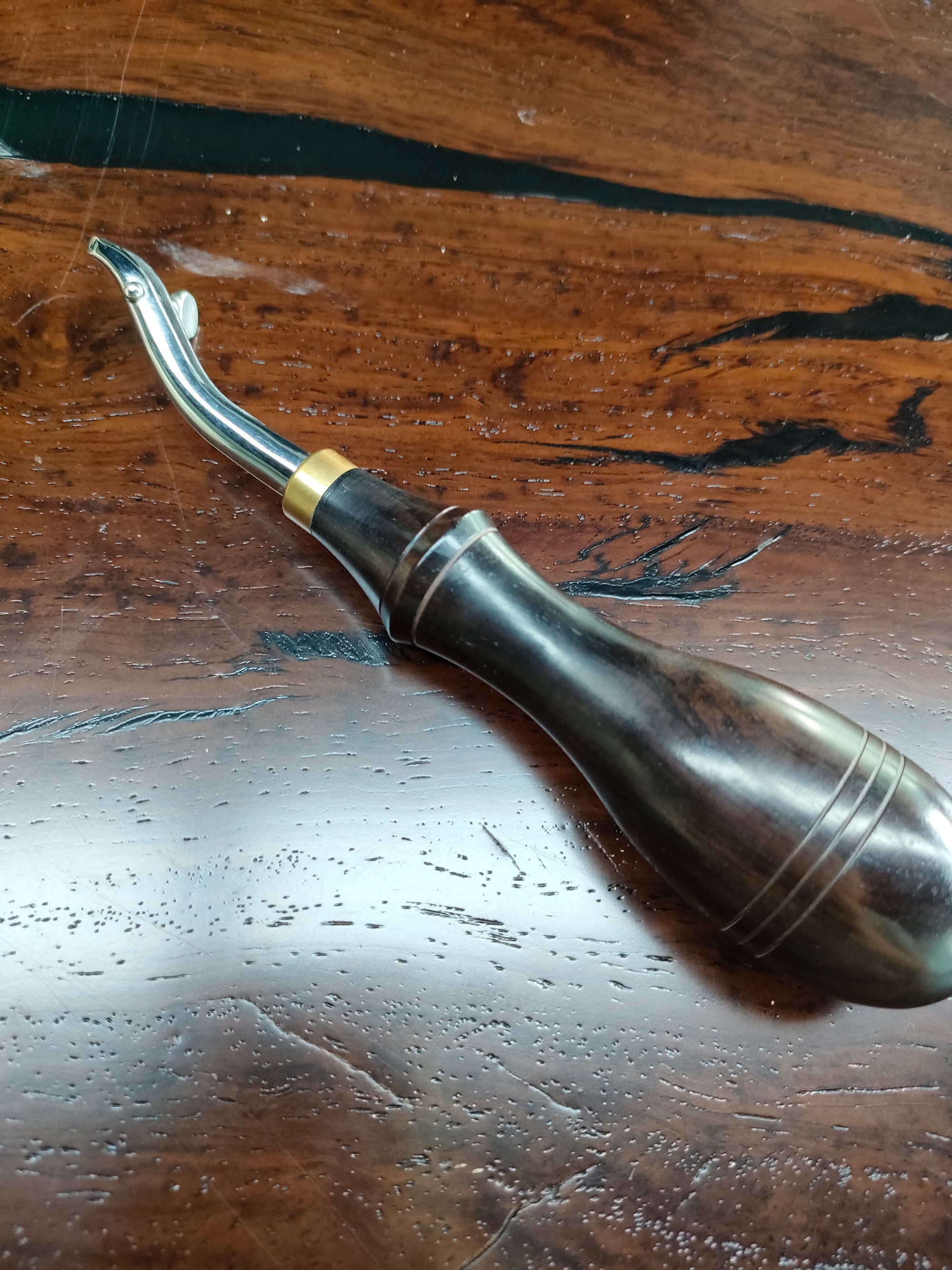 Adjustable Edge Creaser