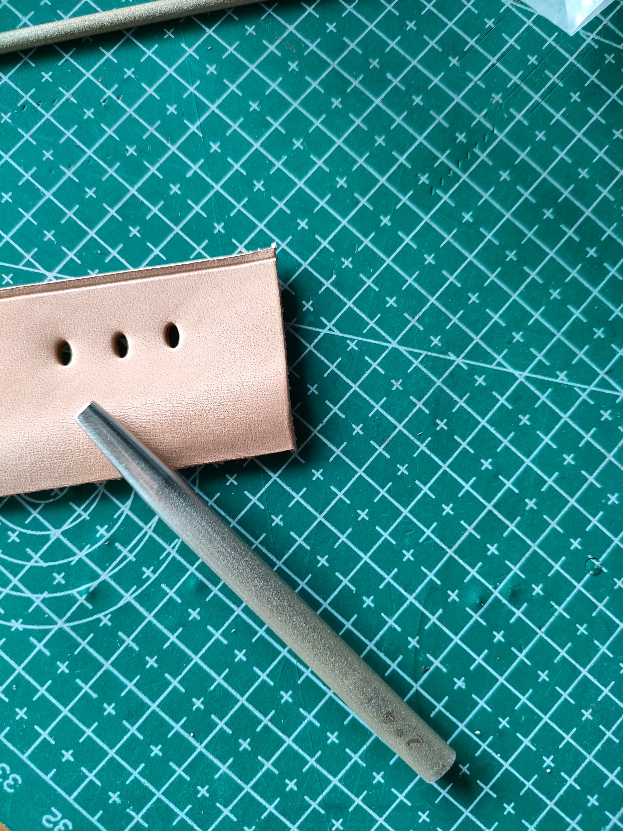 KL Custom Made Single Punch