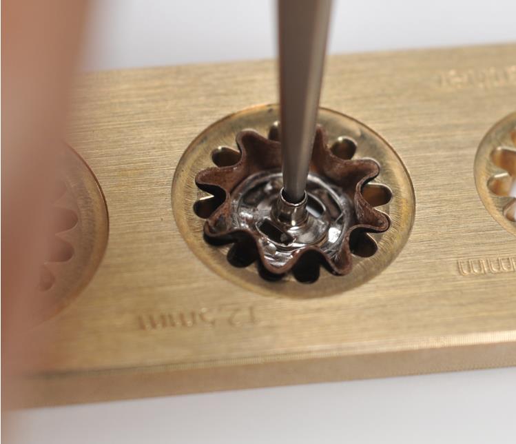 Multi-Size Leather Snap Covering Jig