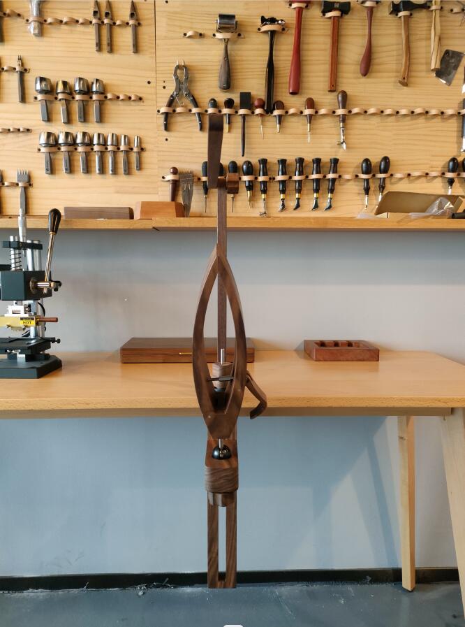 Universal Liftable Stitching Clamp
