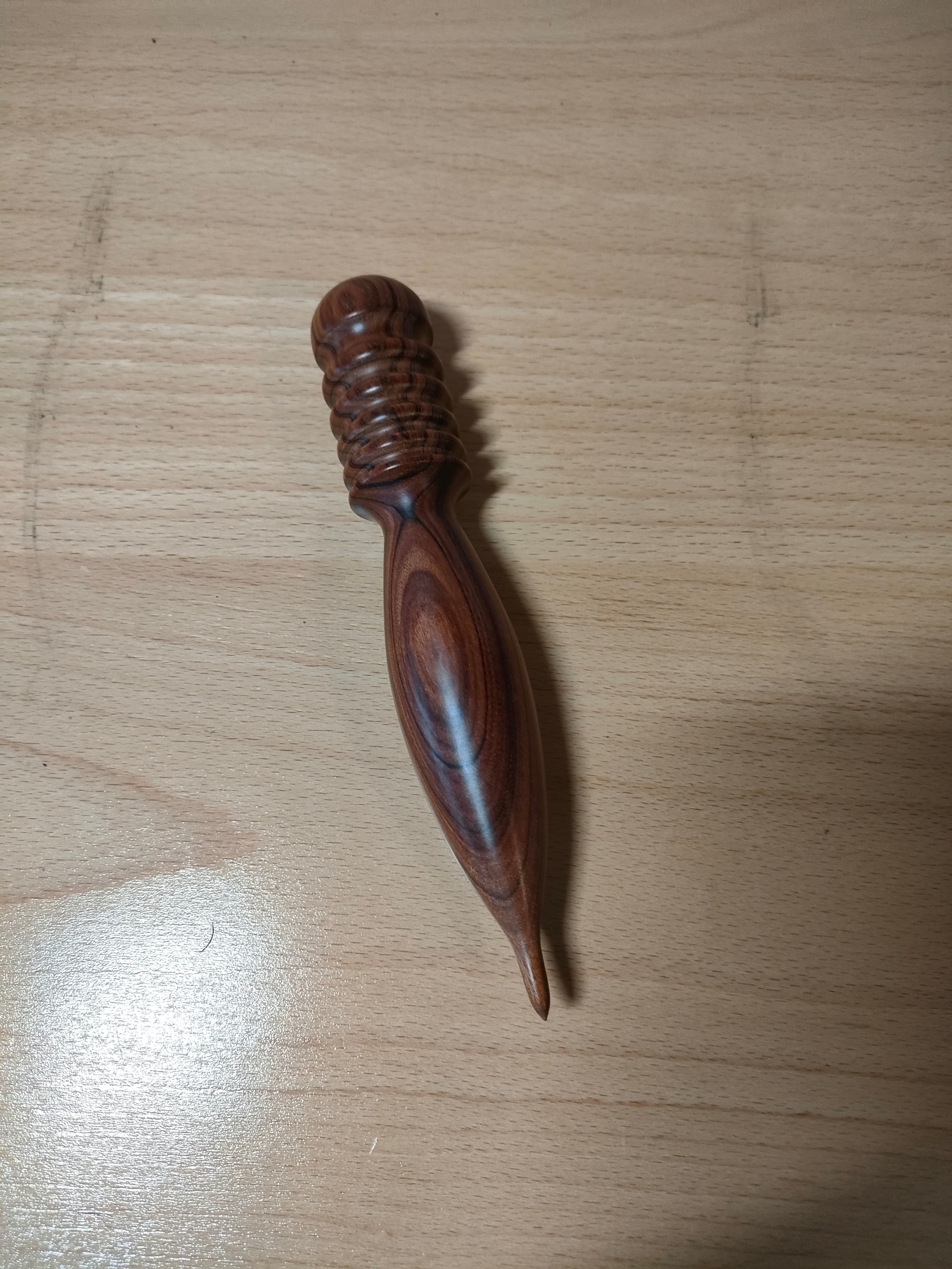 Rose wood burnisher