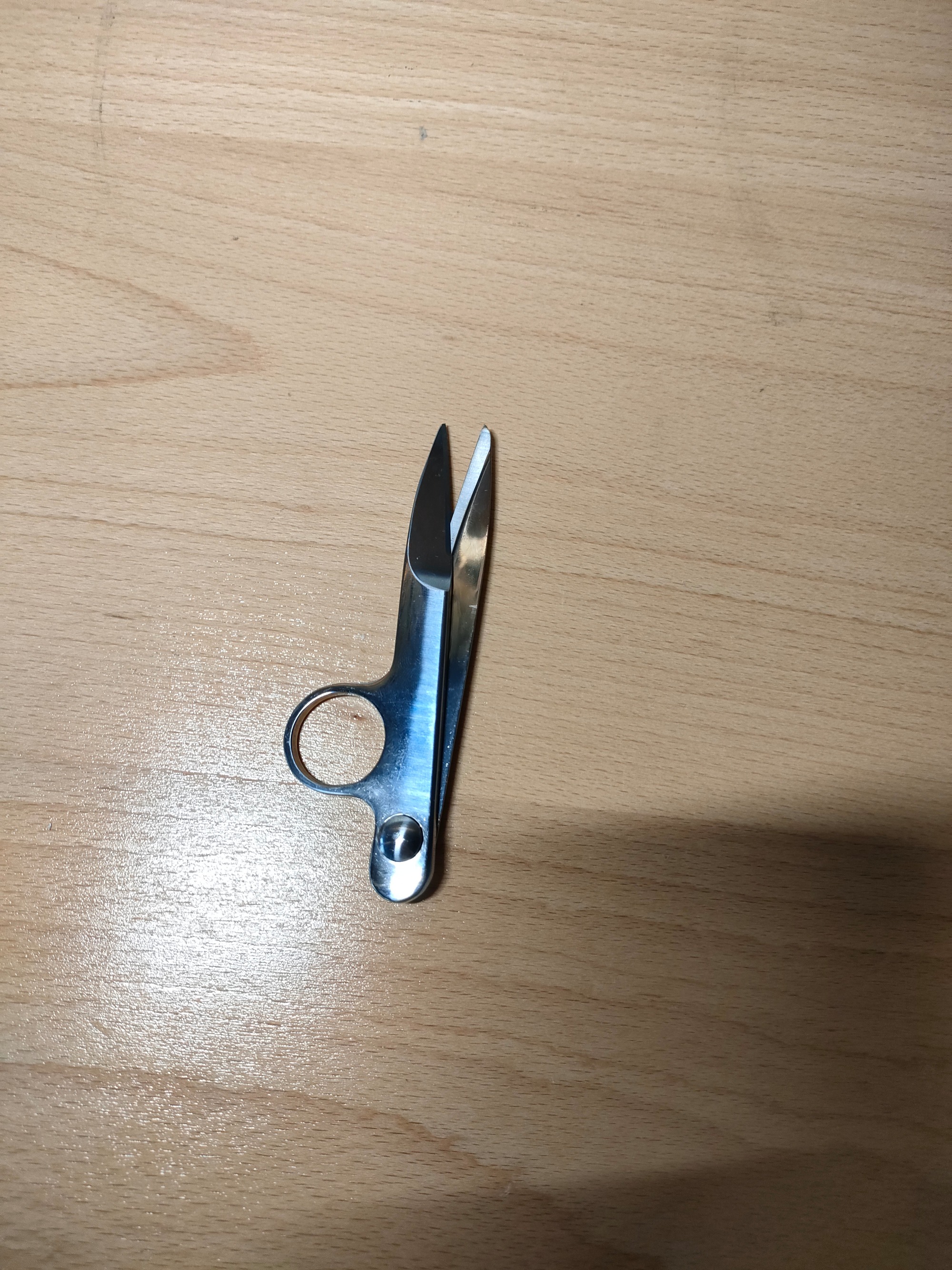 Basic stainless steel thread scissor