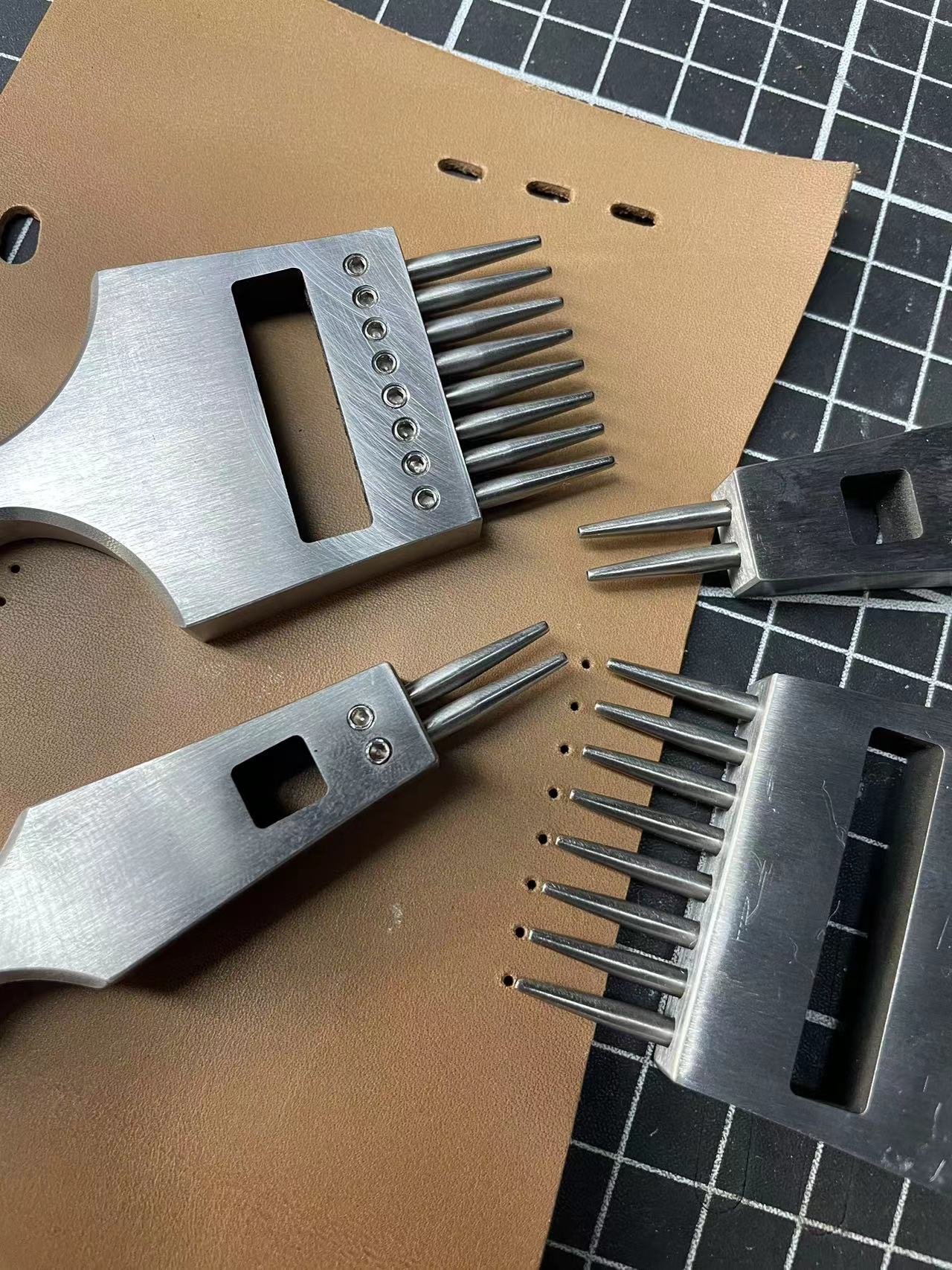 New stitching hole punch (1.0mm)