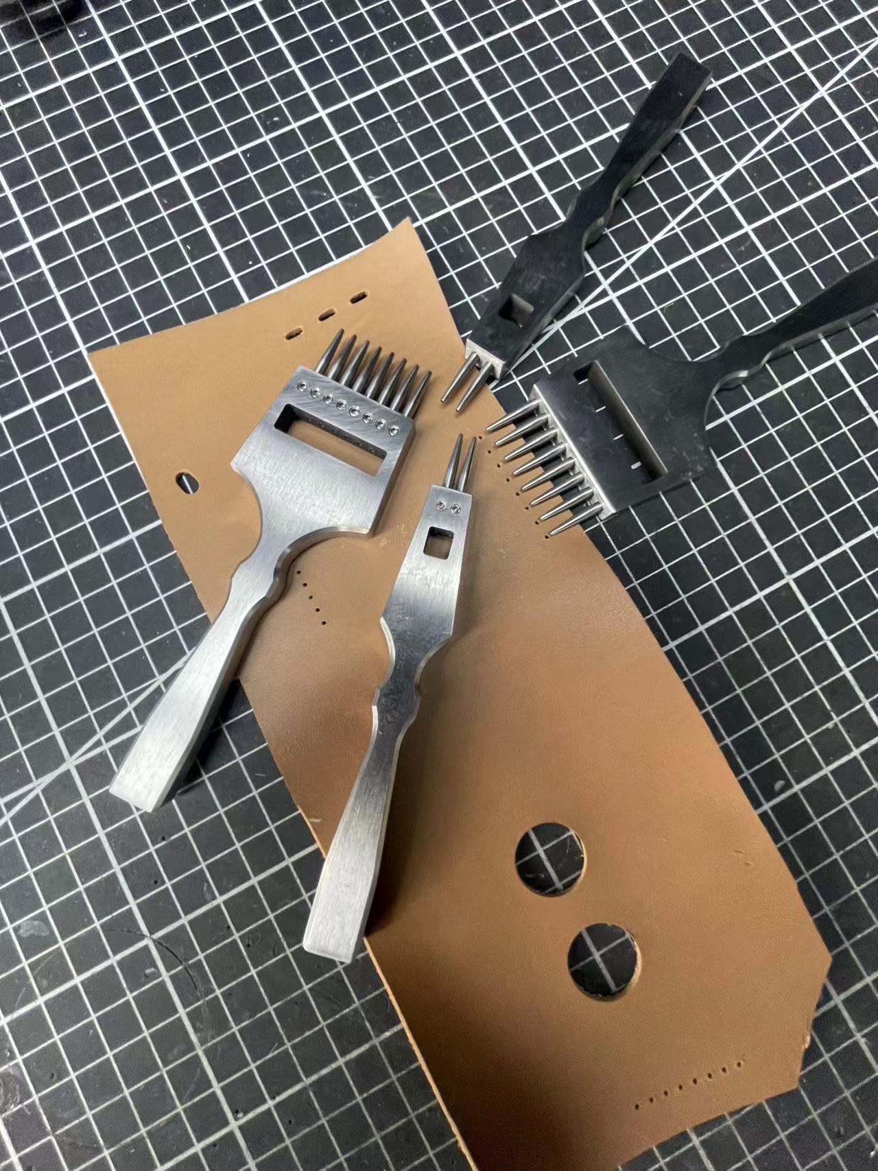 New stitching hole punch (1.0mm)