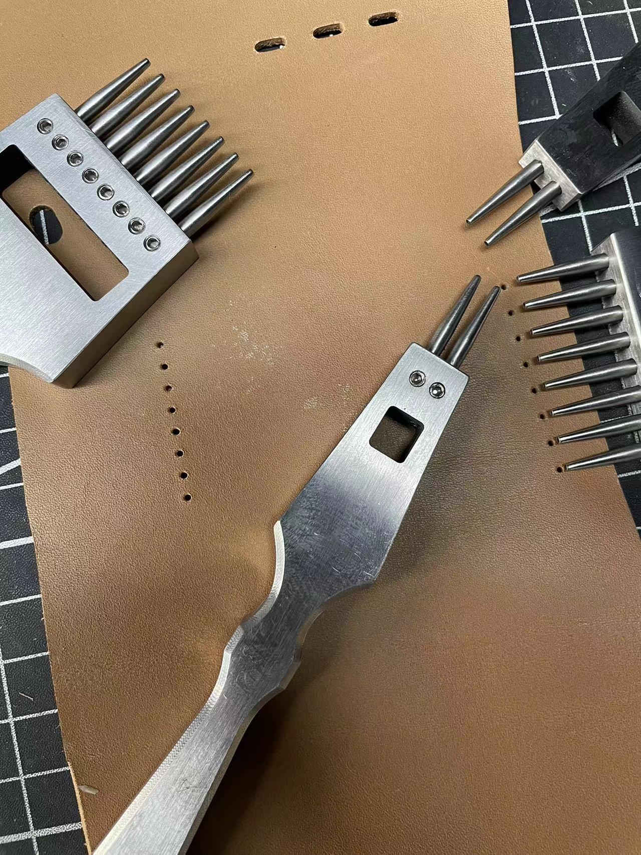 New stitching hole punch (1.0mm)