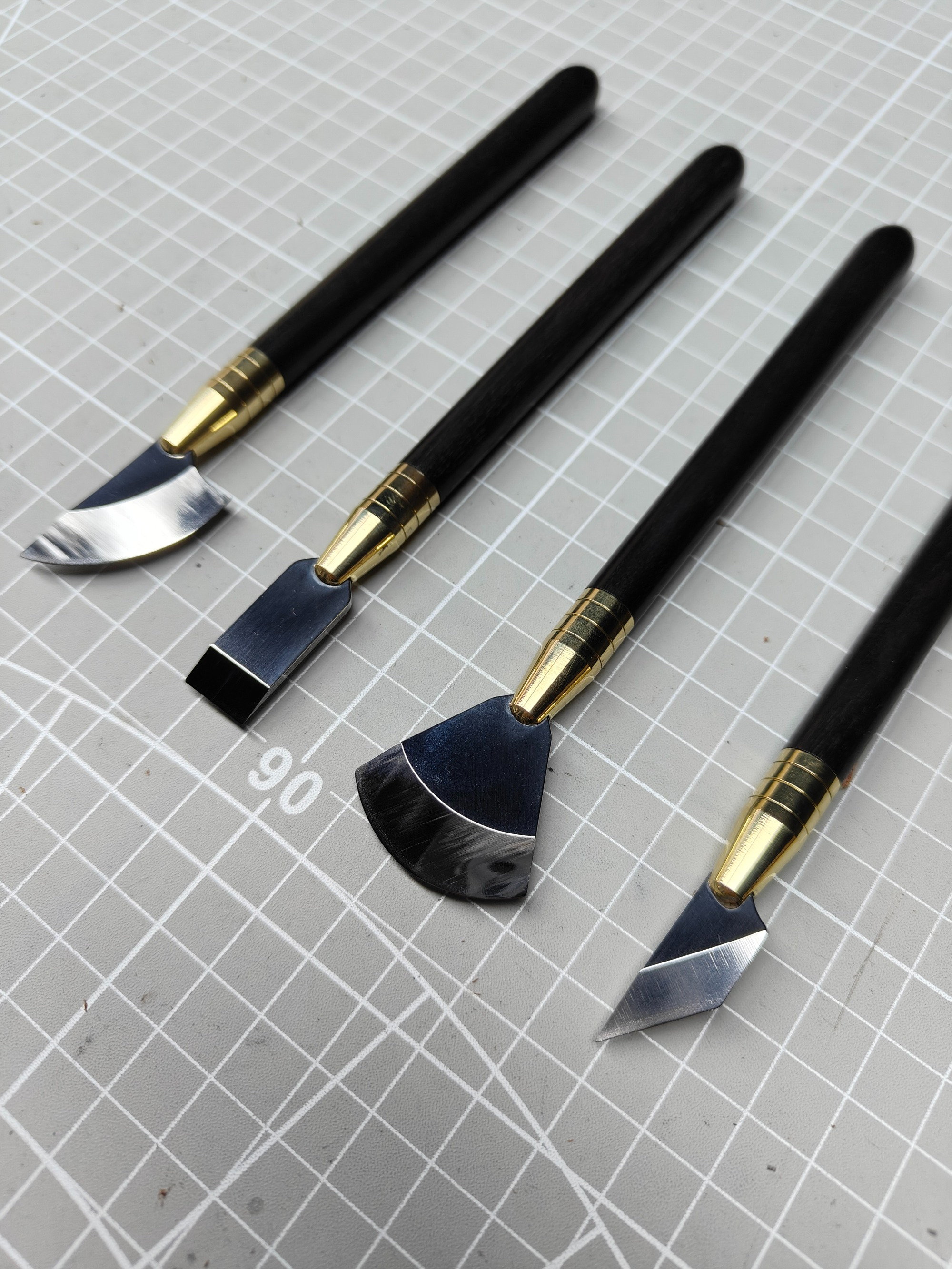 Pattern knife set