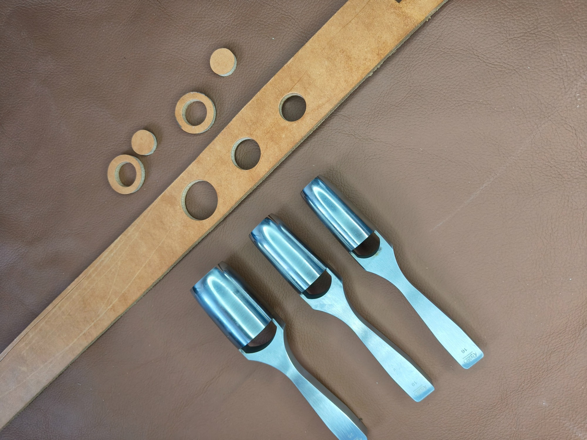 Custom Made Round Hole Punch (Large size)