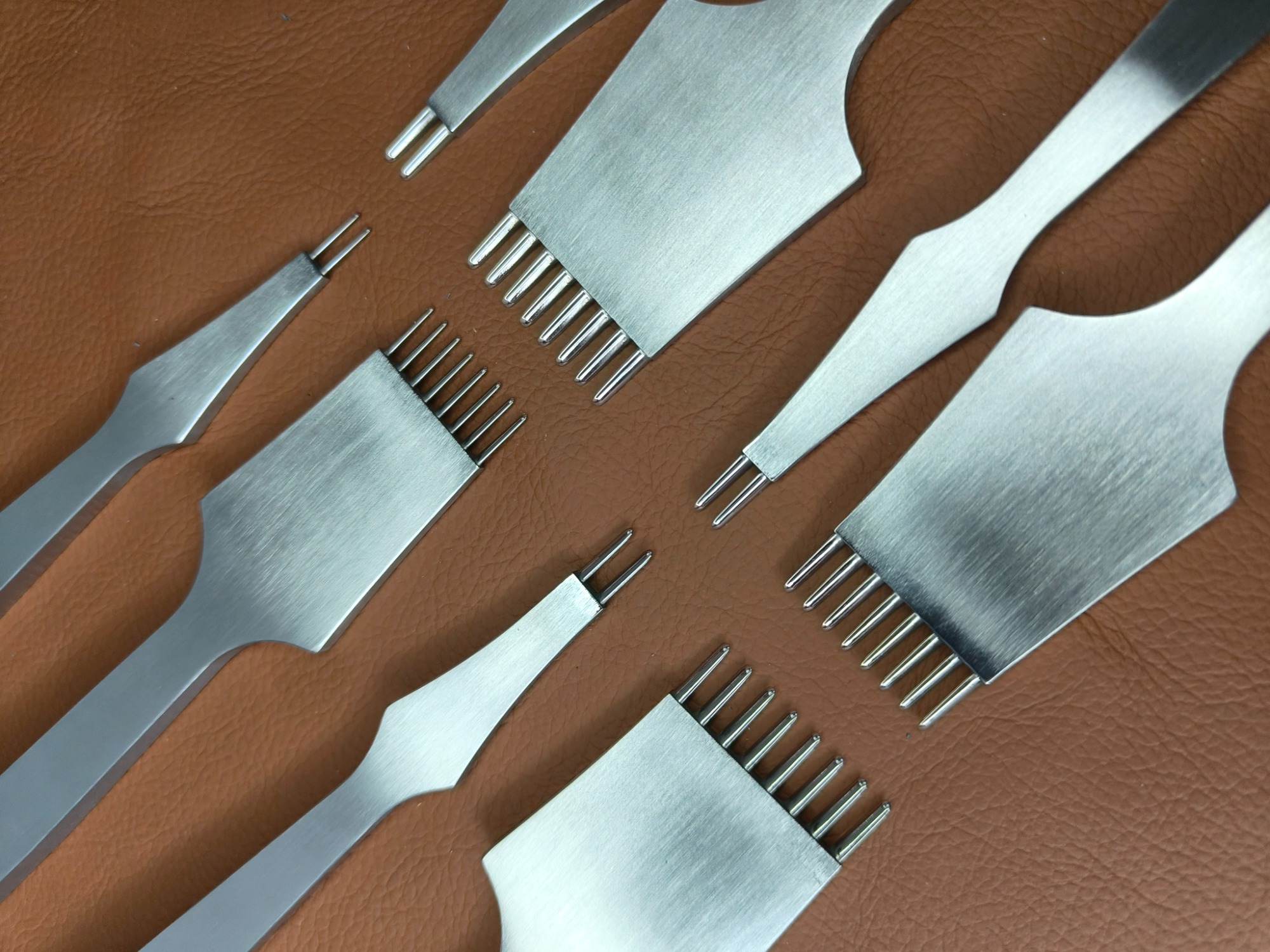 (New) Oval Tooth Stitching Chisel