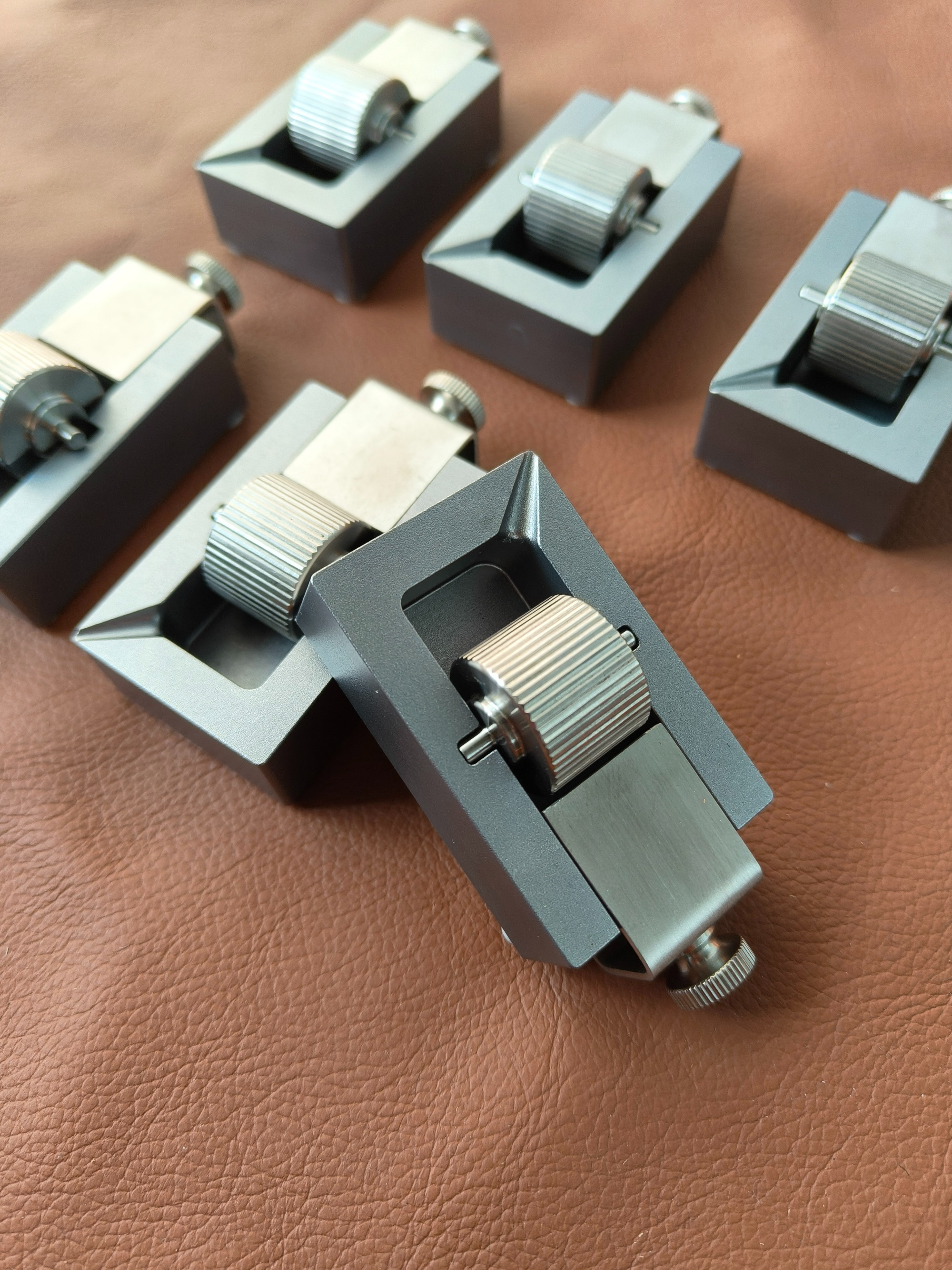 KL aluminum edge paint box