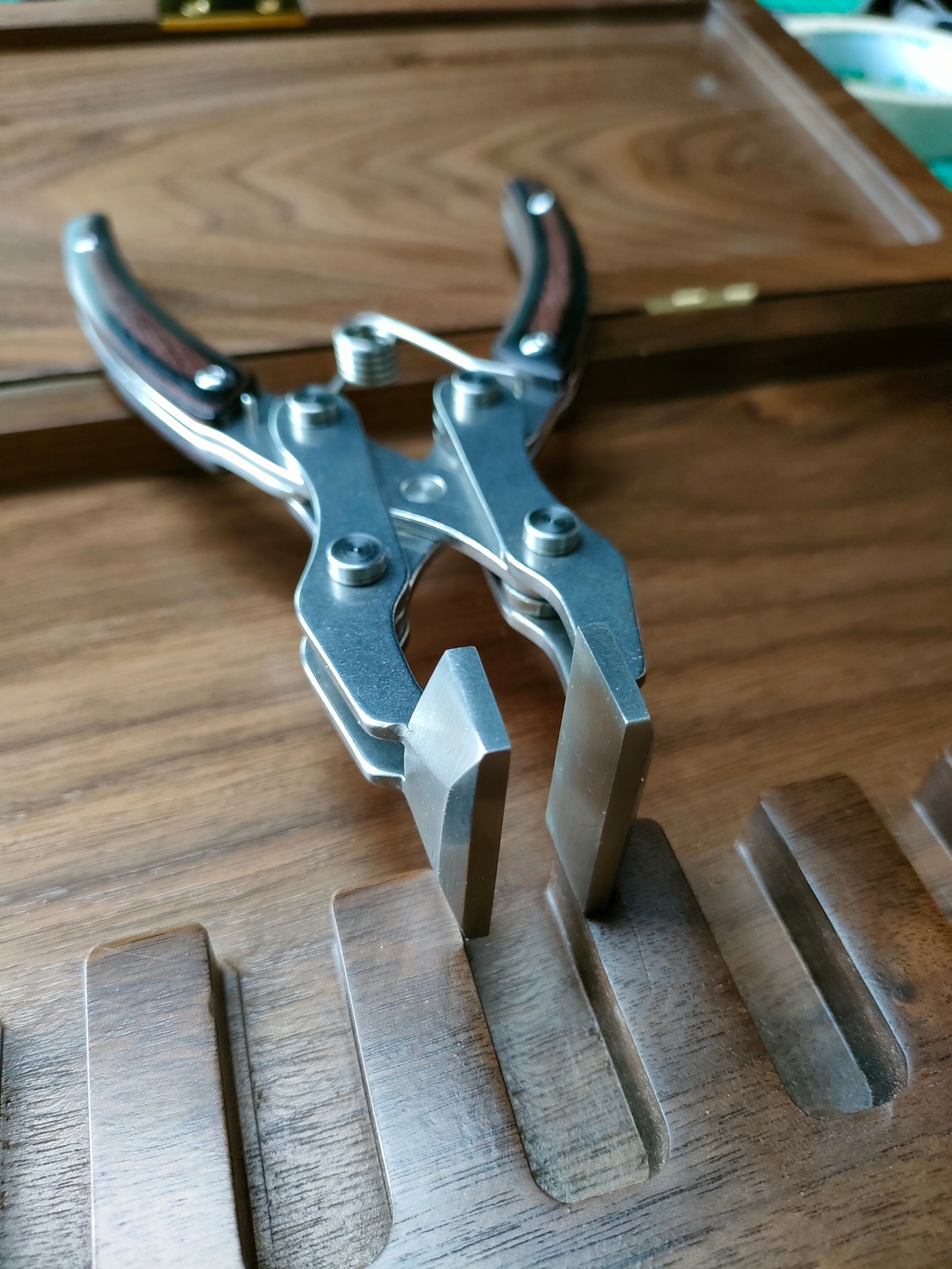 Rectangular clamp