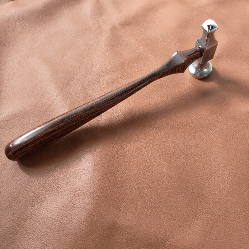KL New Version saddle steel hammer