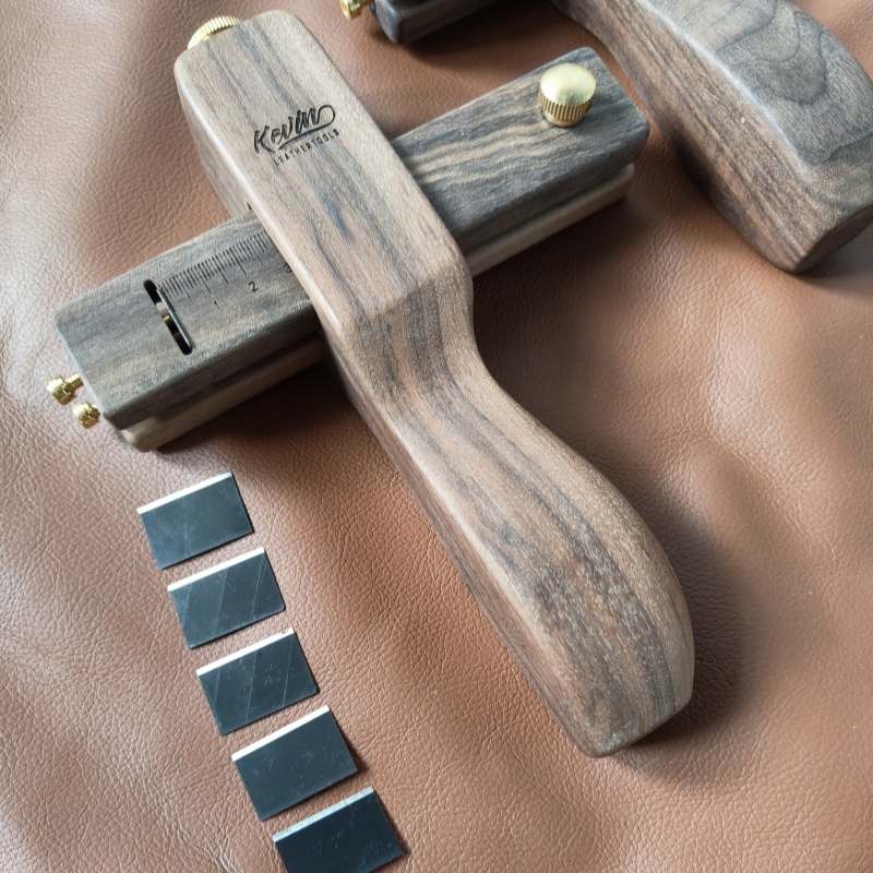 KL Black  Walnut Strap Cutter