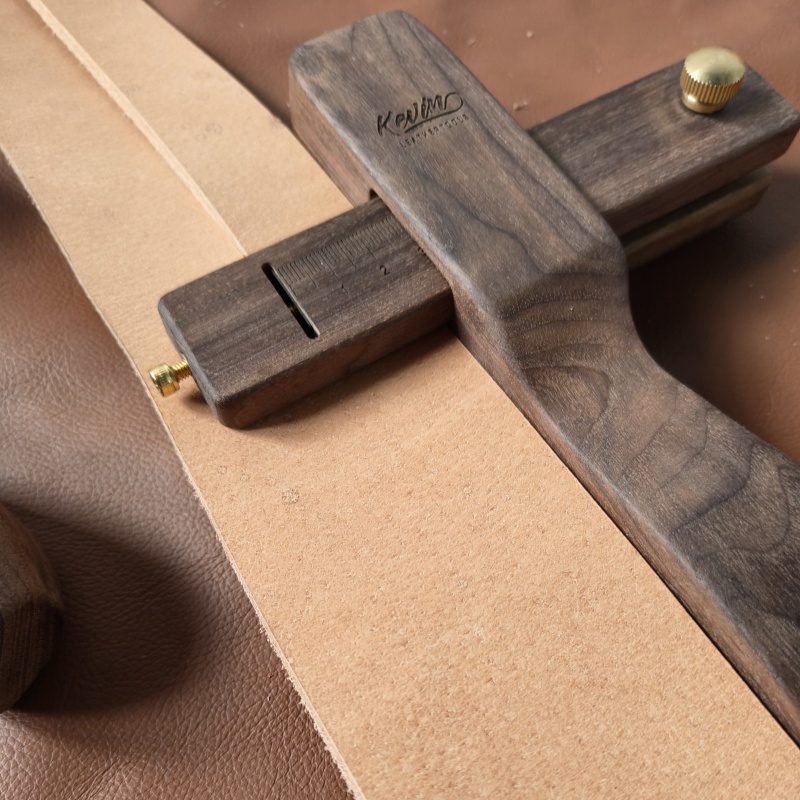 KL Black  Walnut Strap Cutter