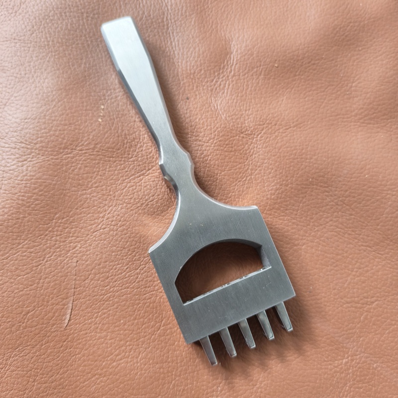 KL watch strap punch 5 hole 2*6mm  (Rectangular)